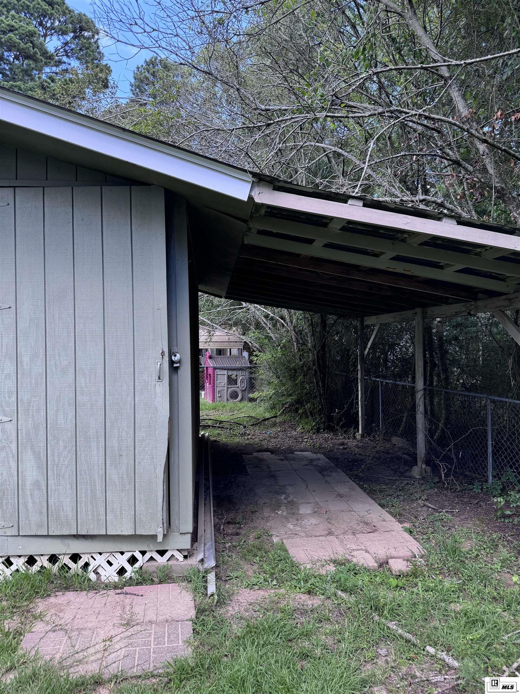 123 Northwood Circle