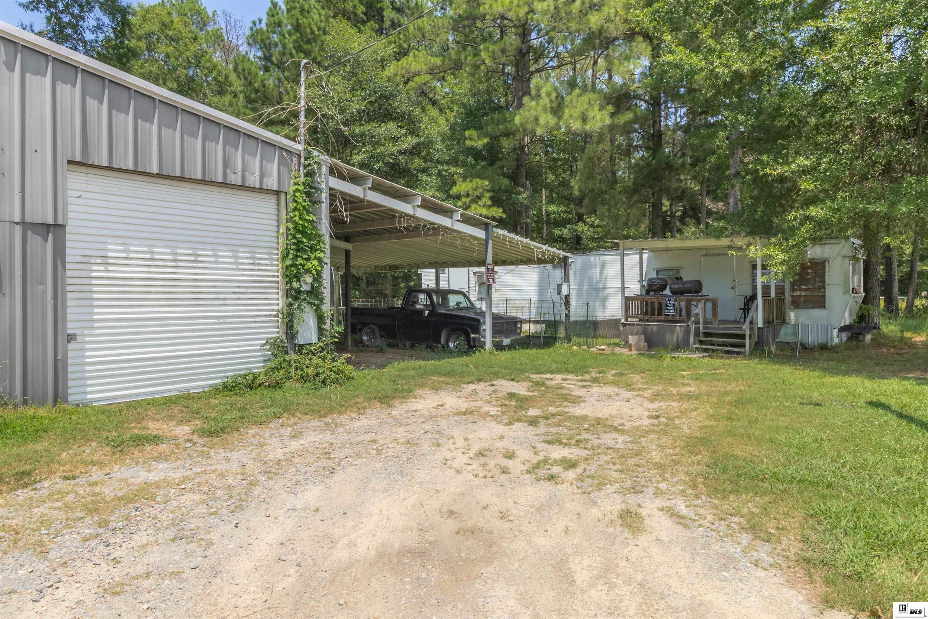 6045 Airport Road
