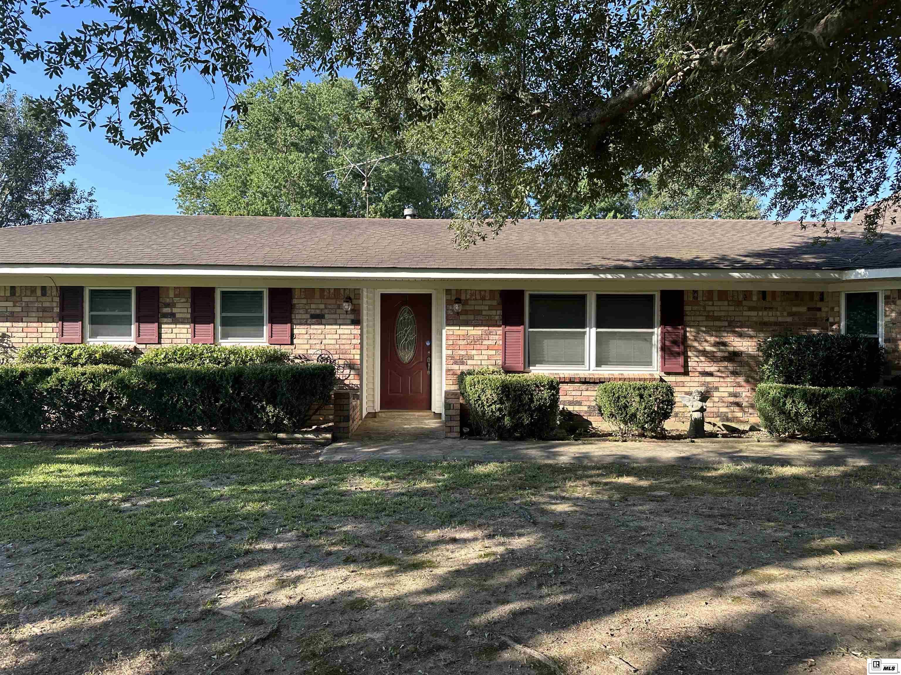 1371 Highway 618