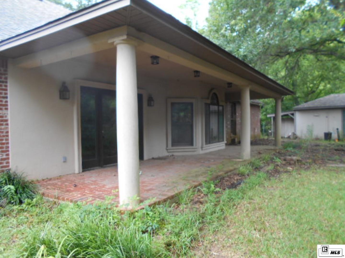 434 Bayou Oaks Drive