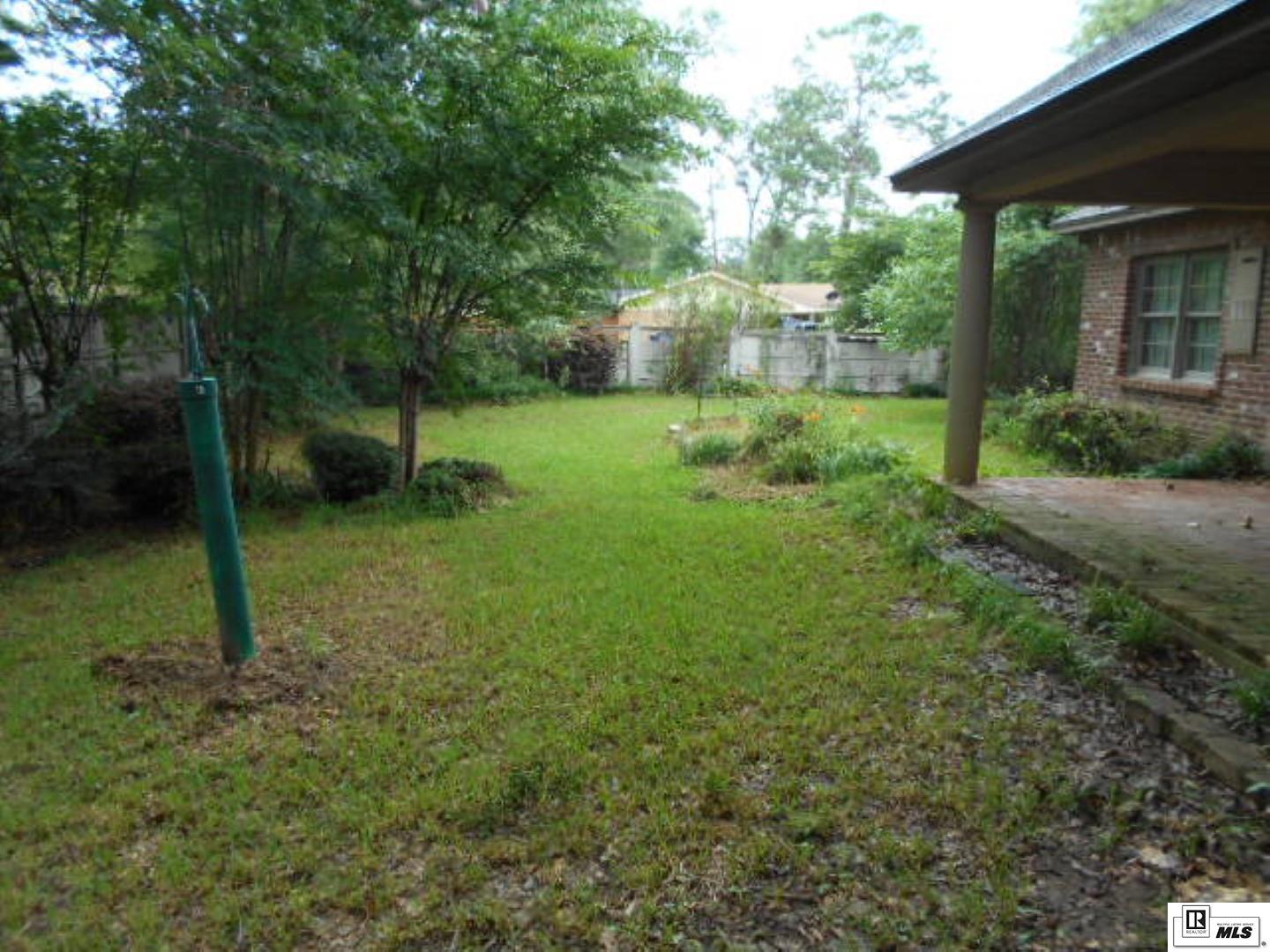 434 Bayou Oaks Drive