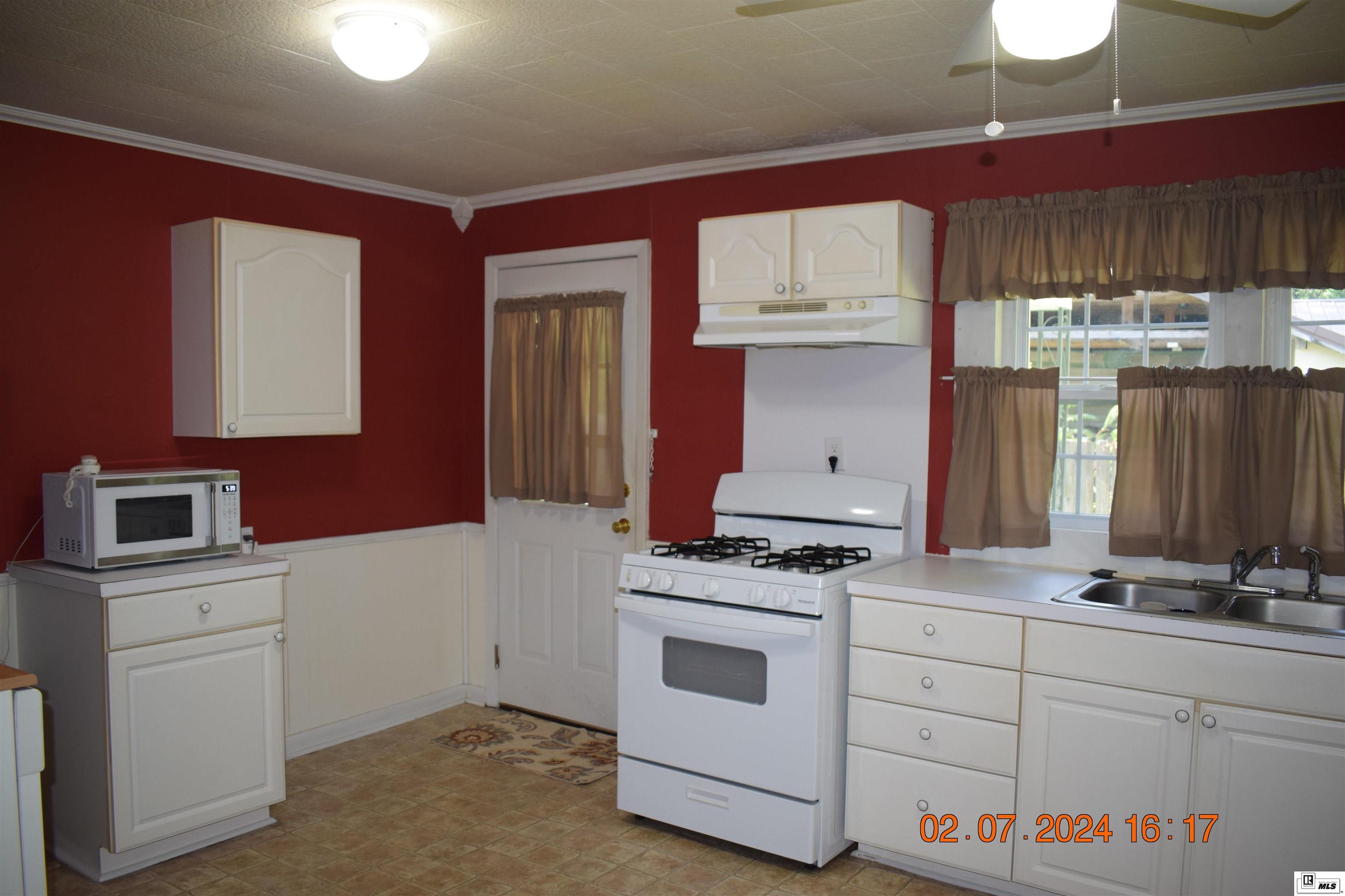 10724 Shelton Road