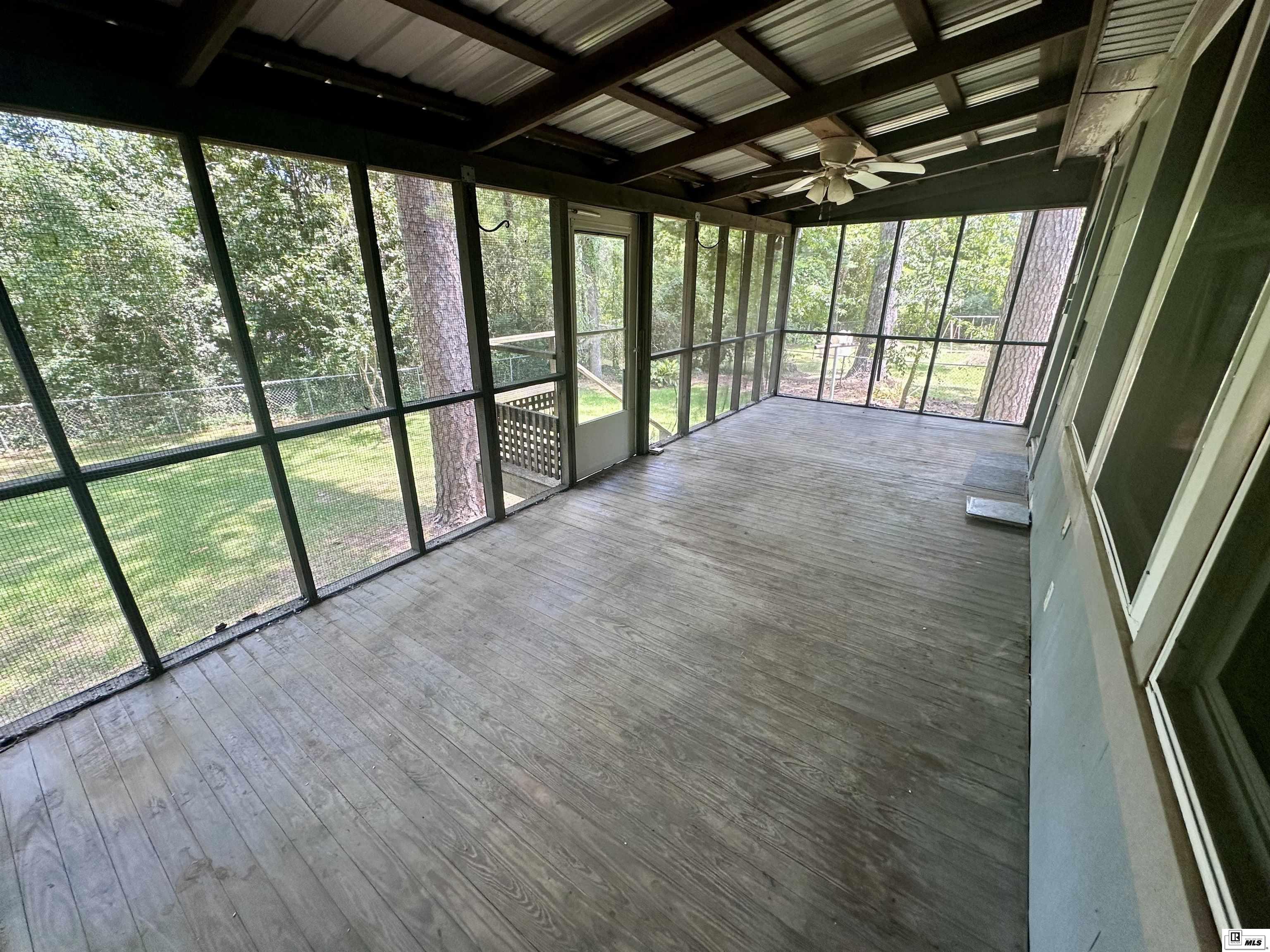 121 Pinecrest Drive