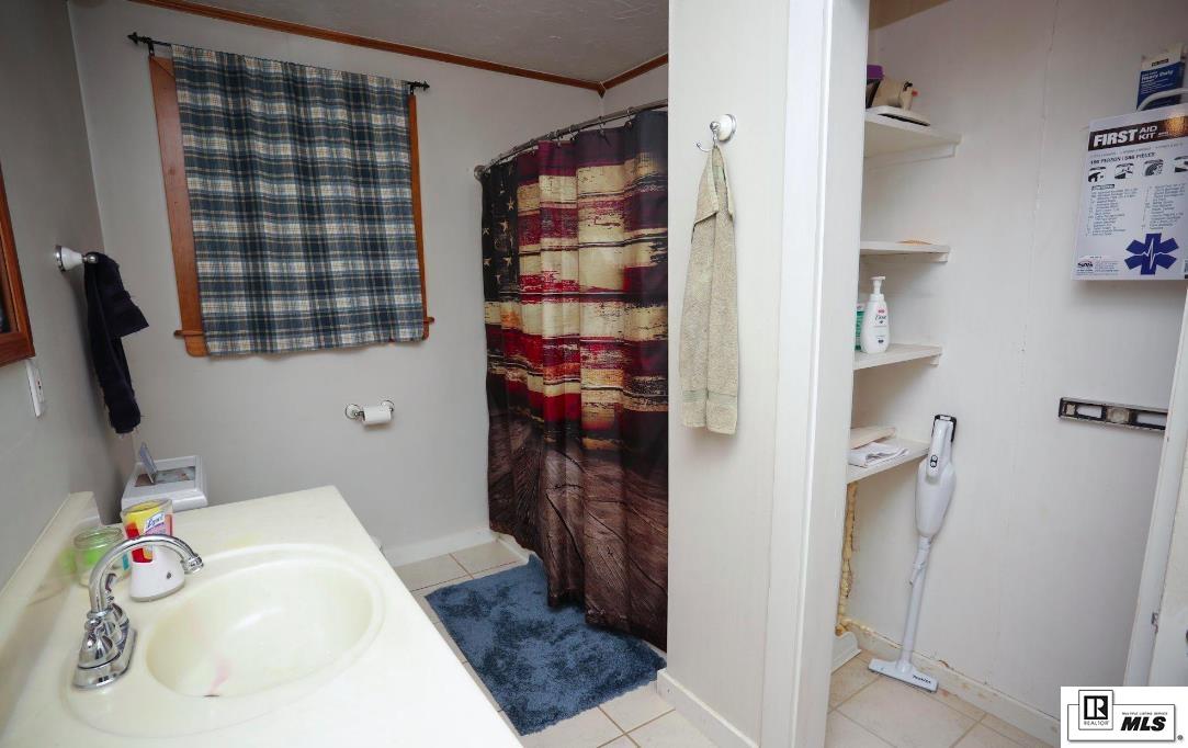 1147 Hayhouse Road
