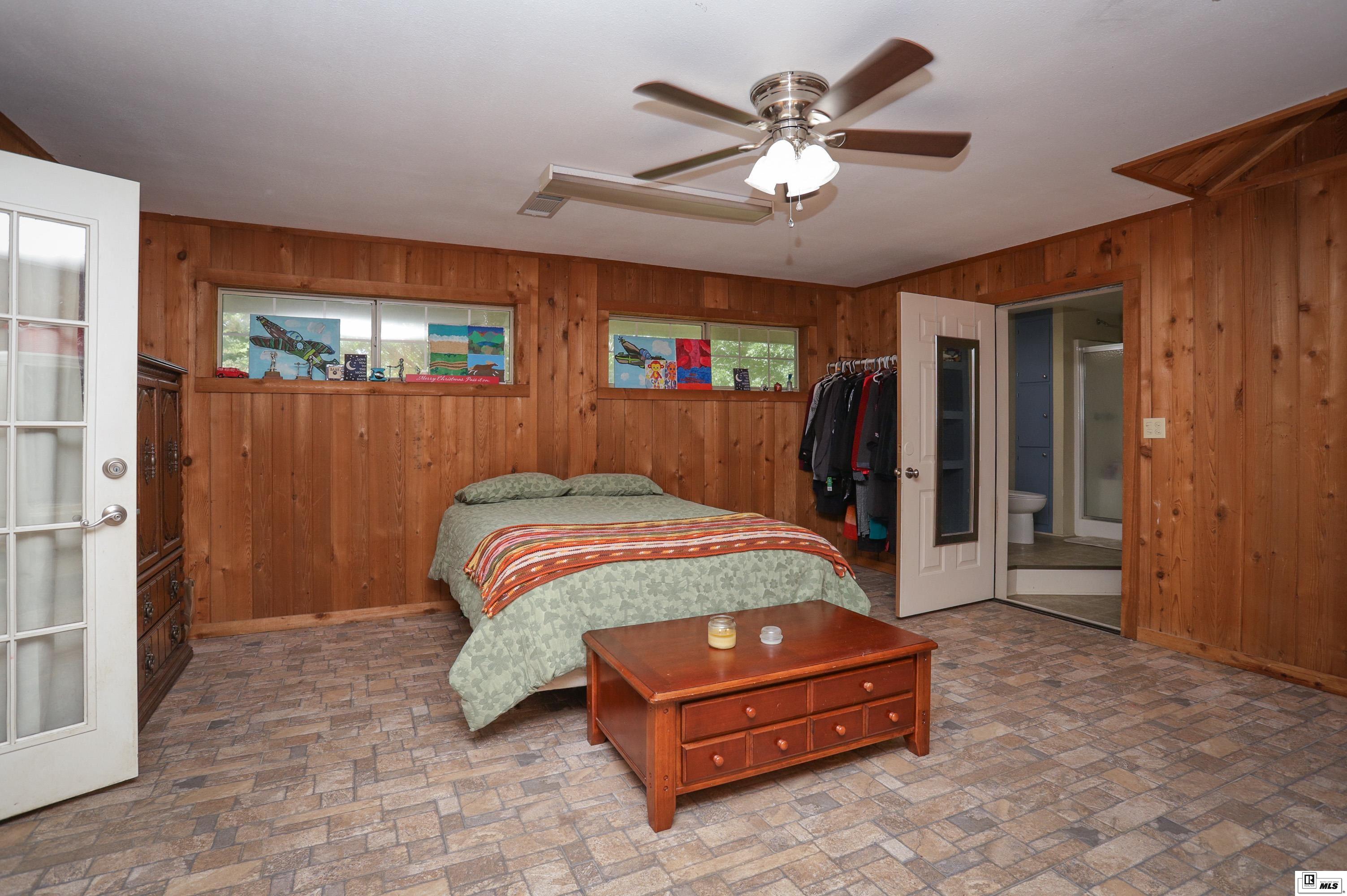 1180 Holland Drive