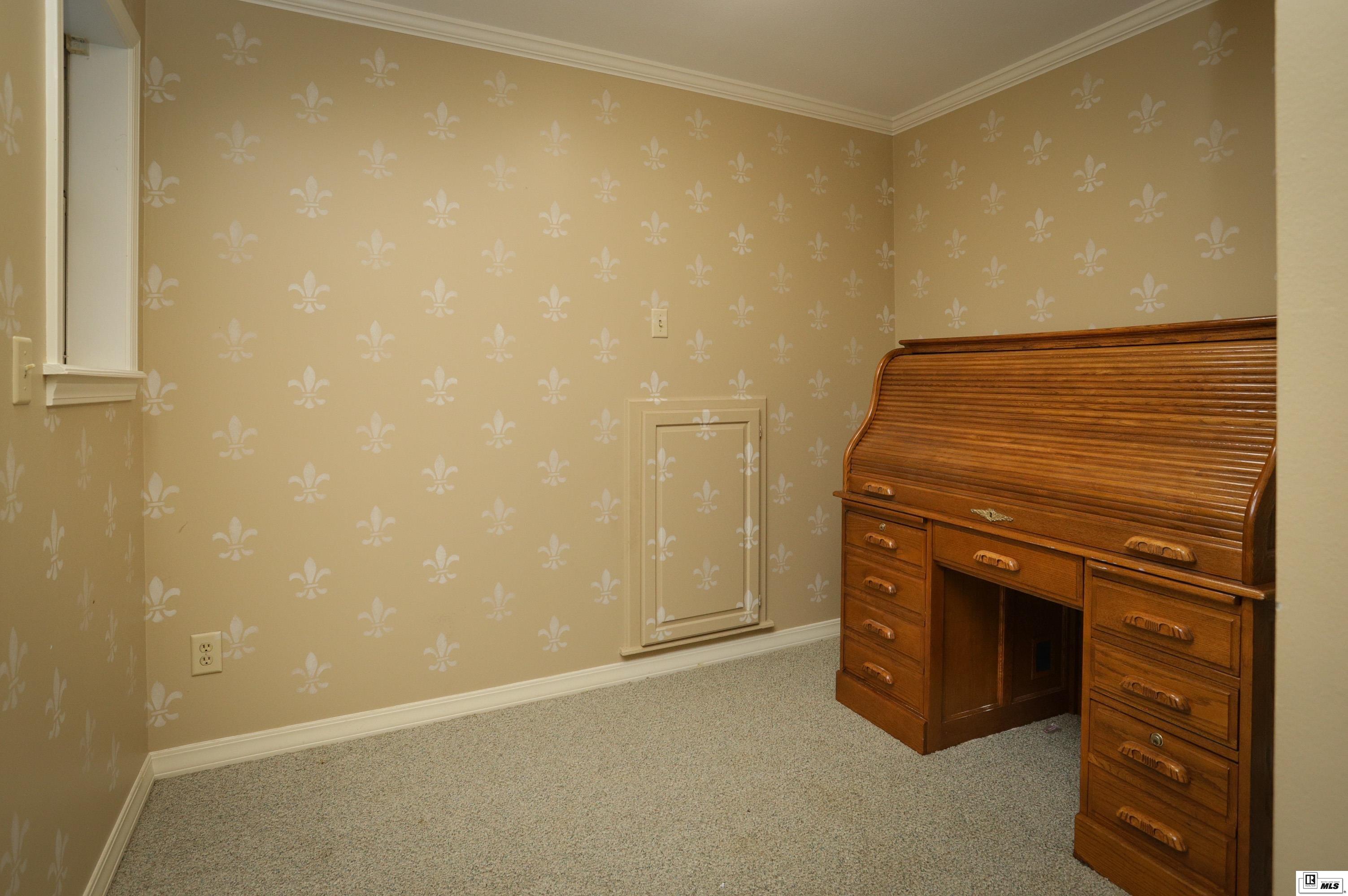 1180 Holland Drive