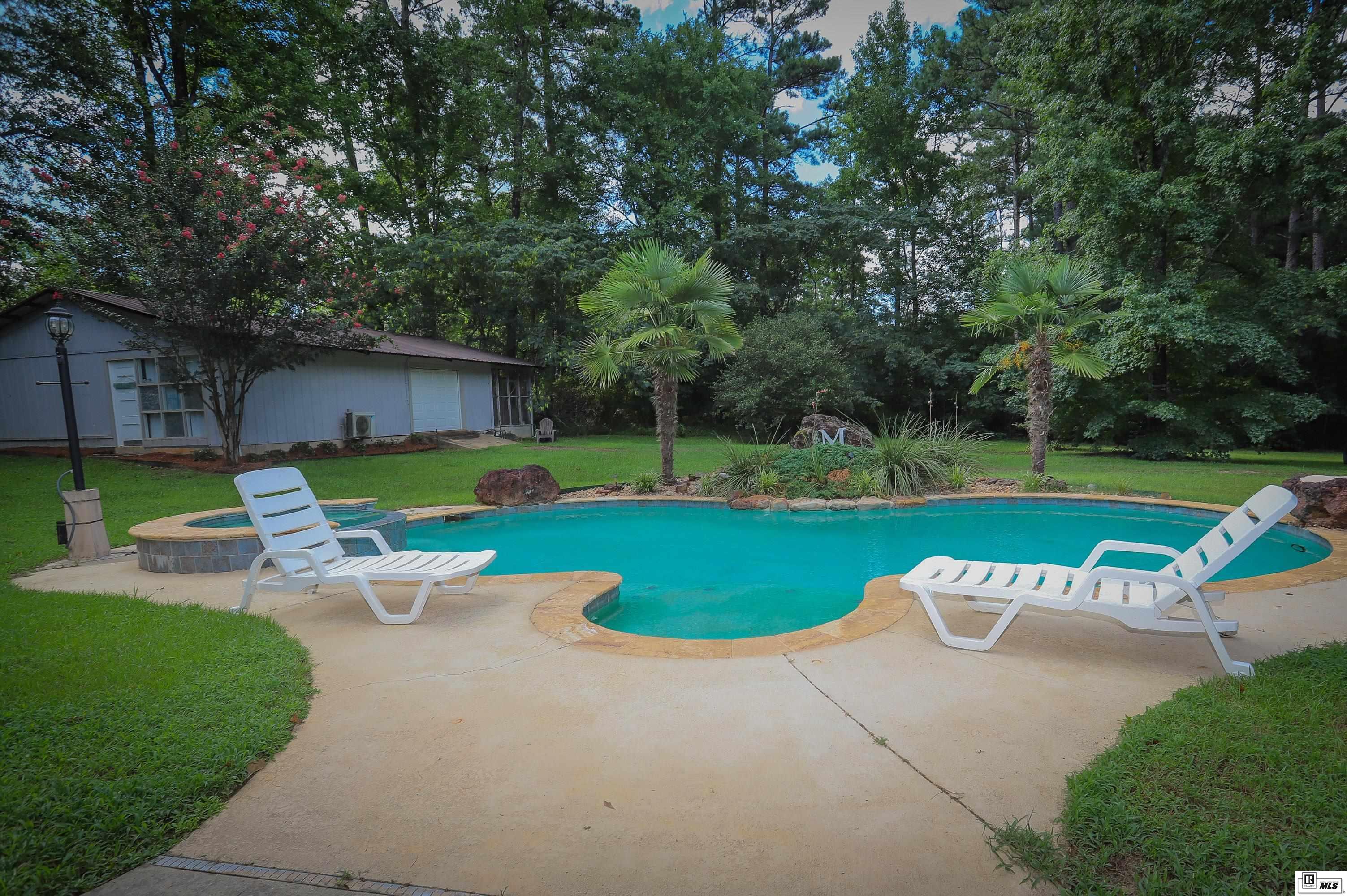 1180 Holland Drive