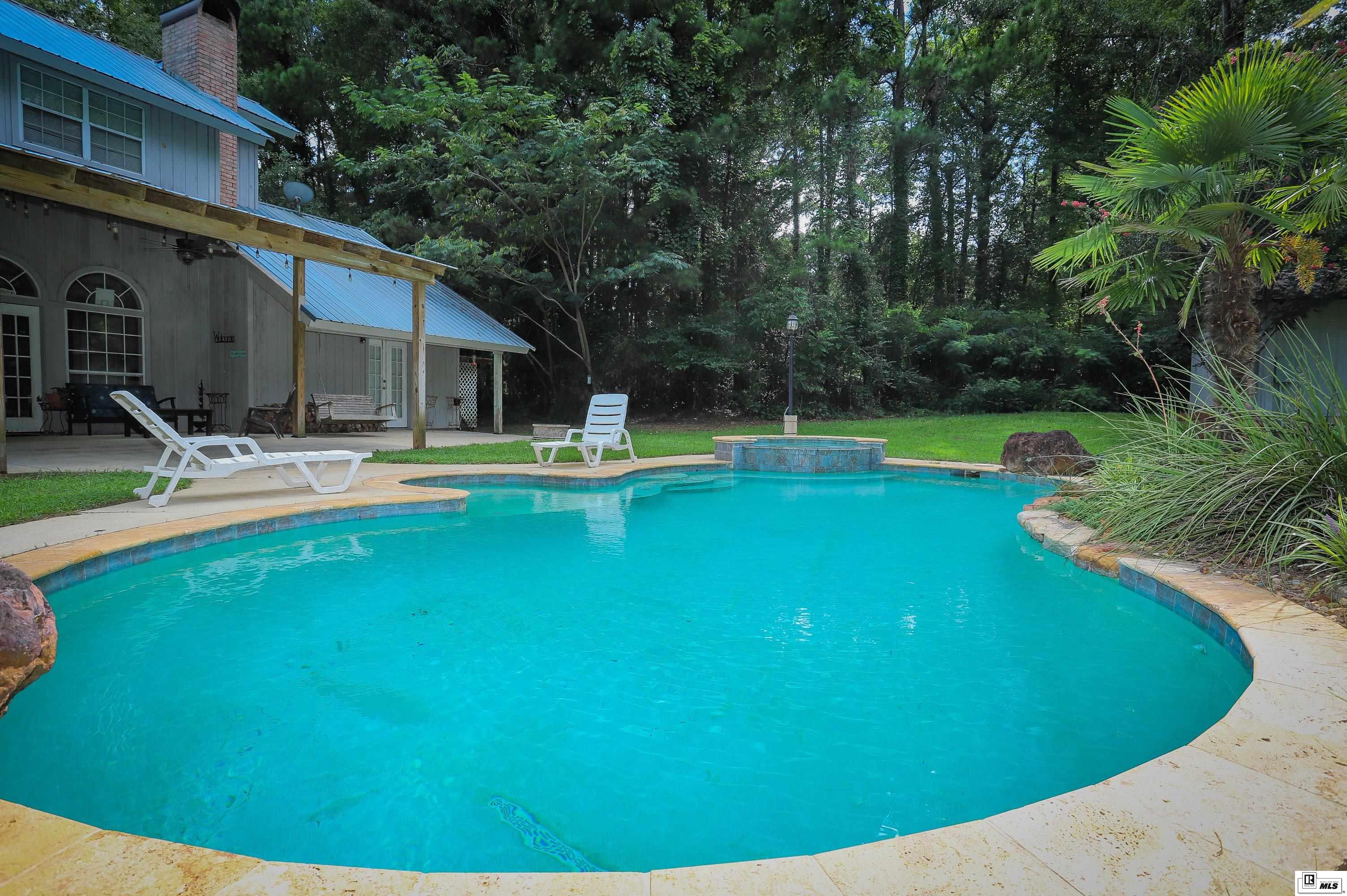 1180 Holland Drive