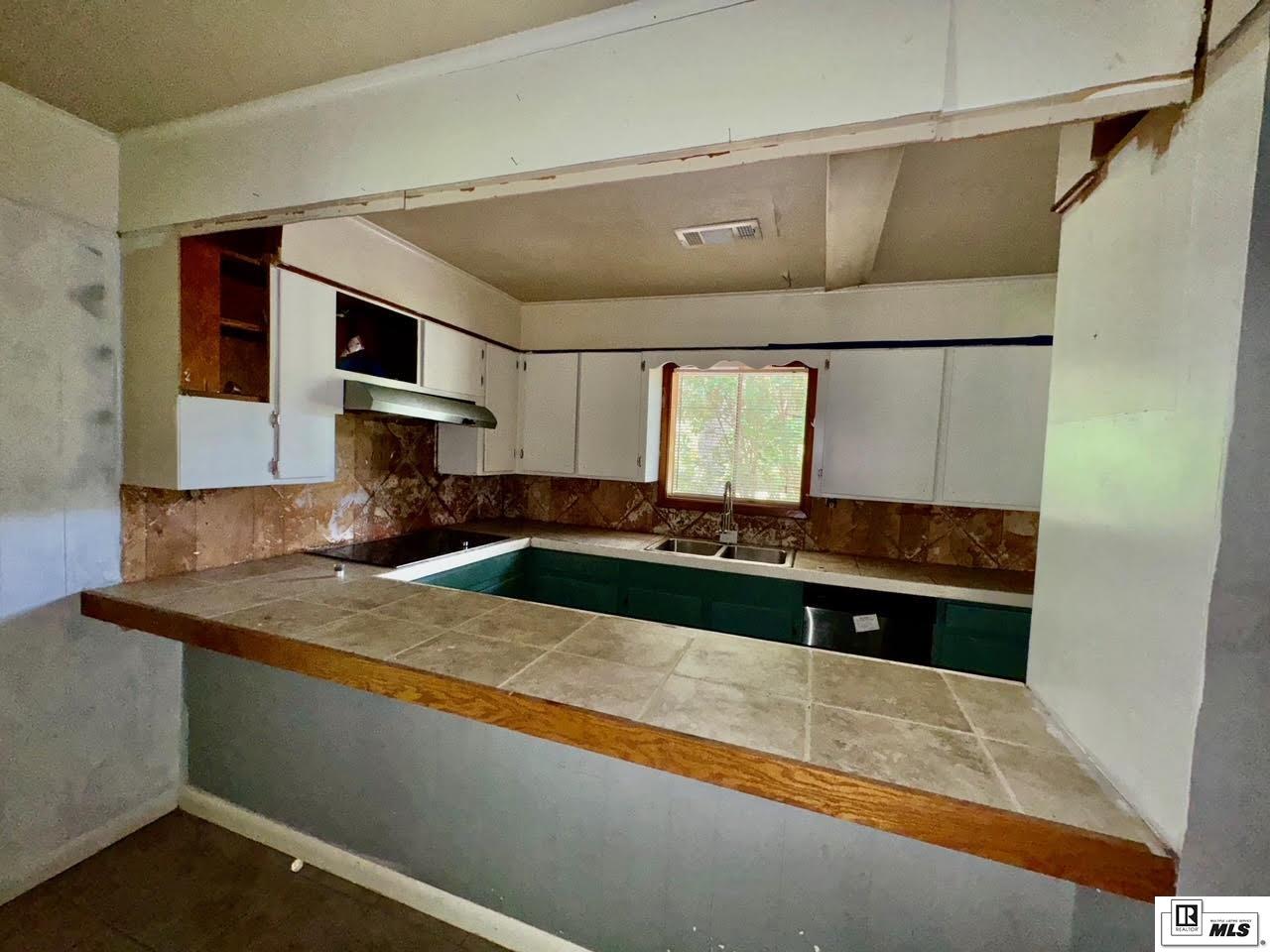137 John Hare Road