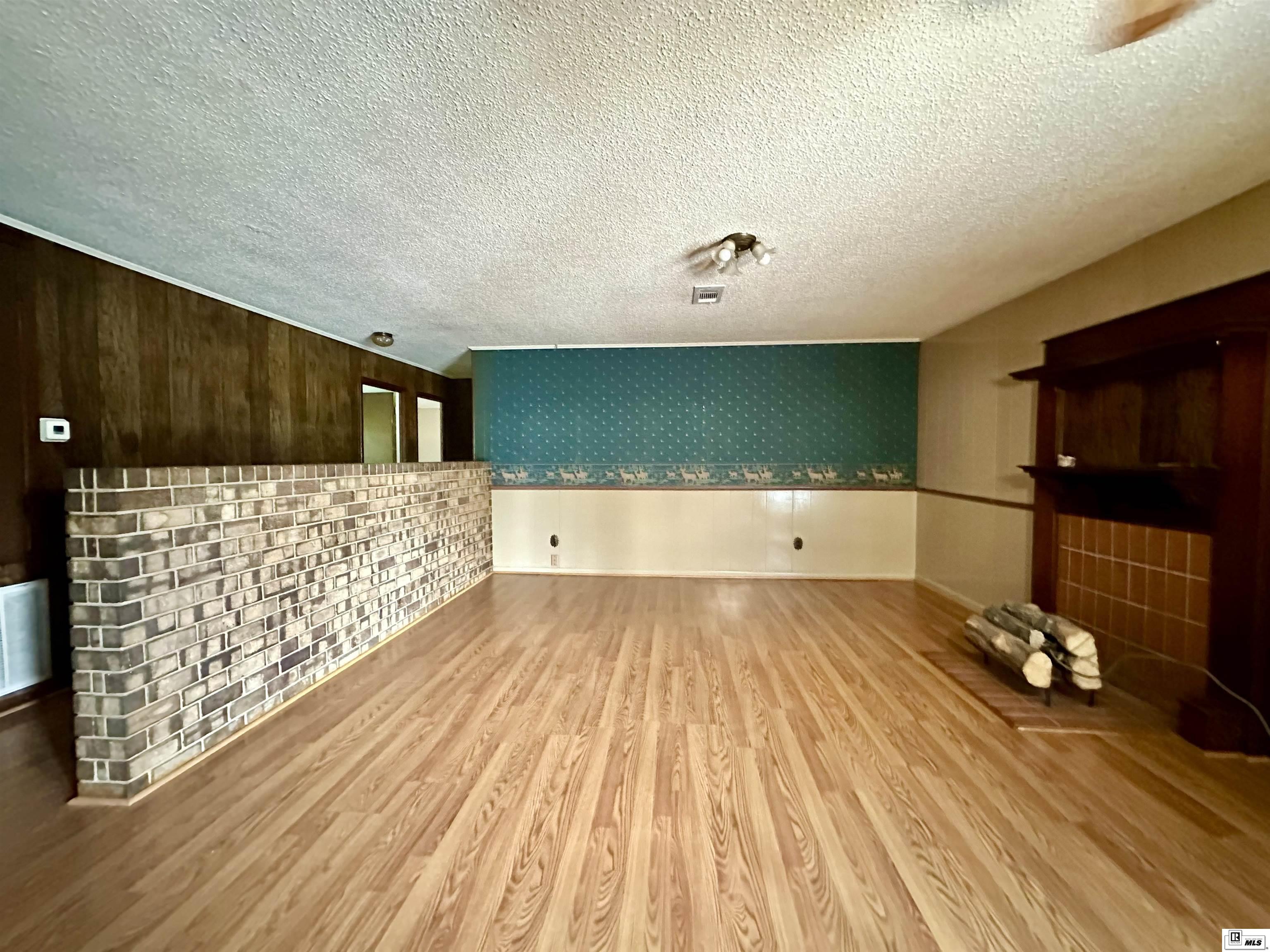 147 Angus Road Ext
