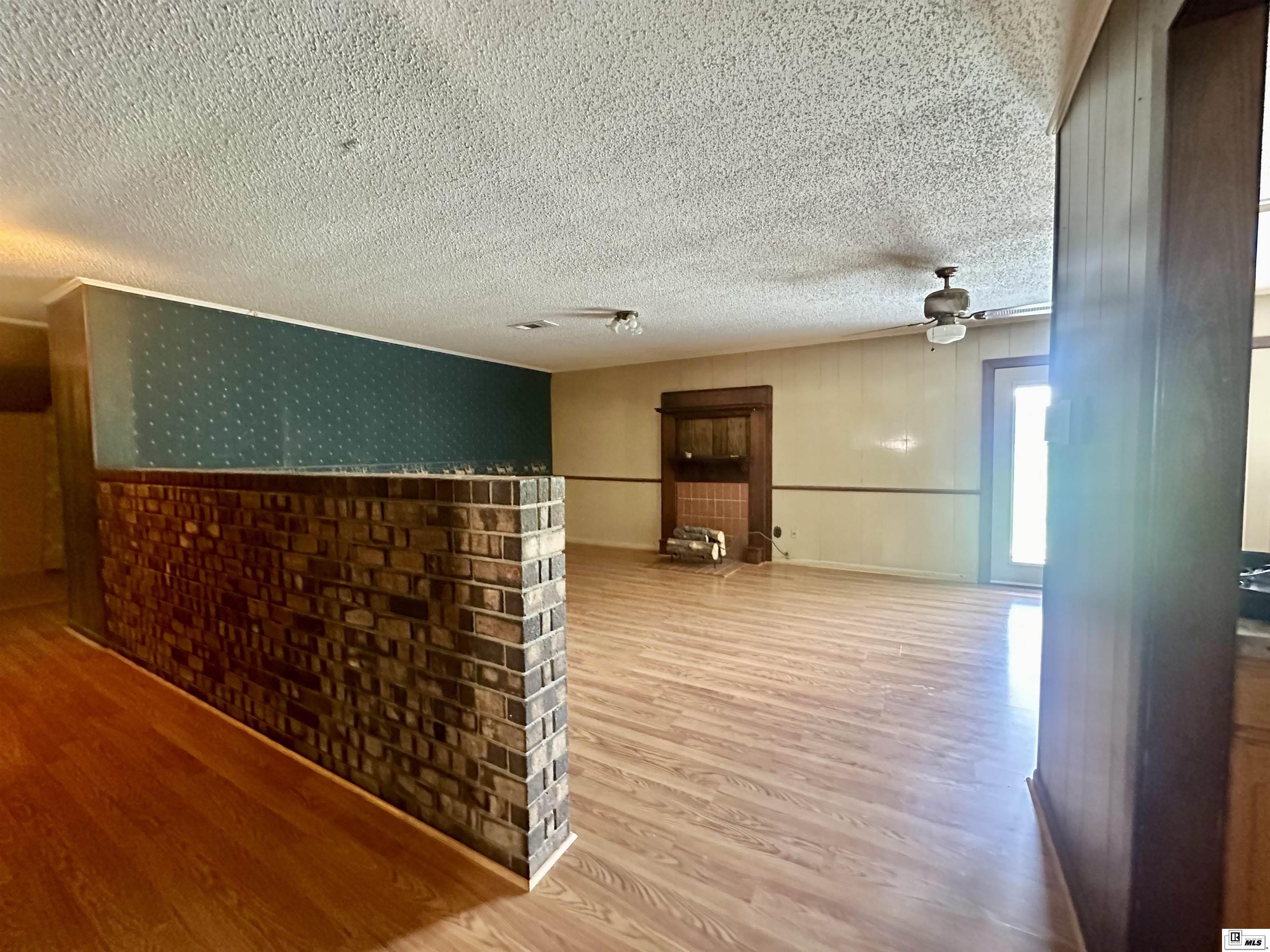 147 Angus Road Ext