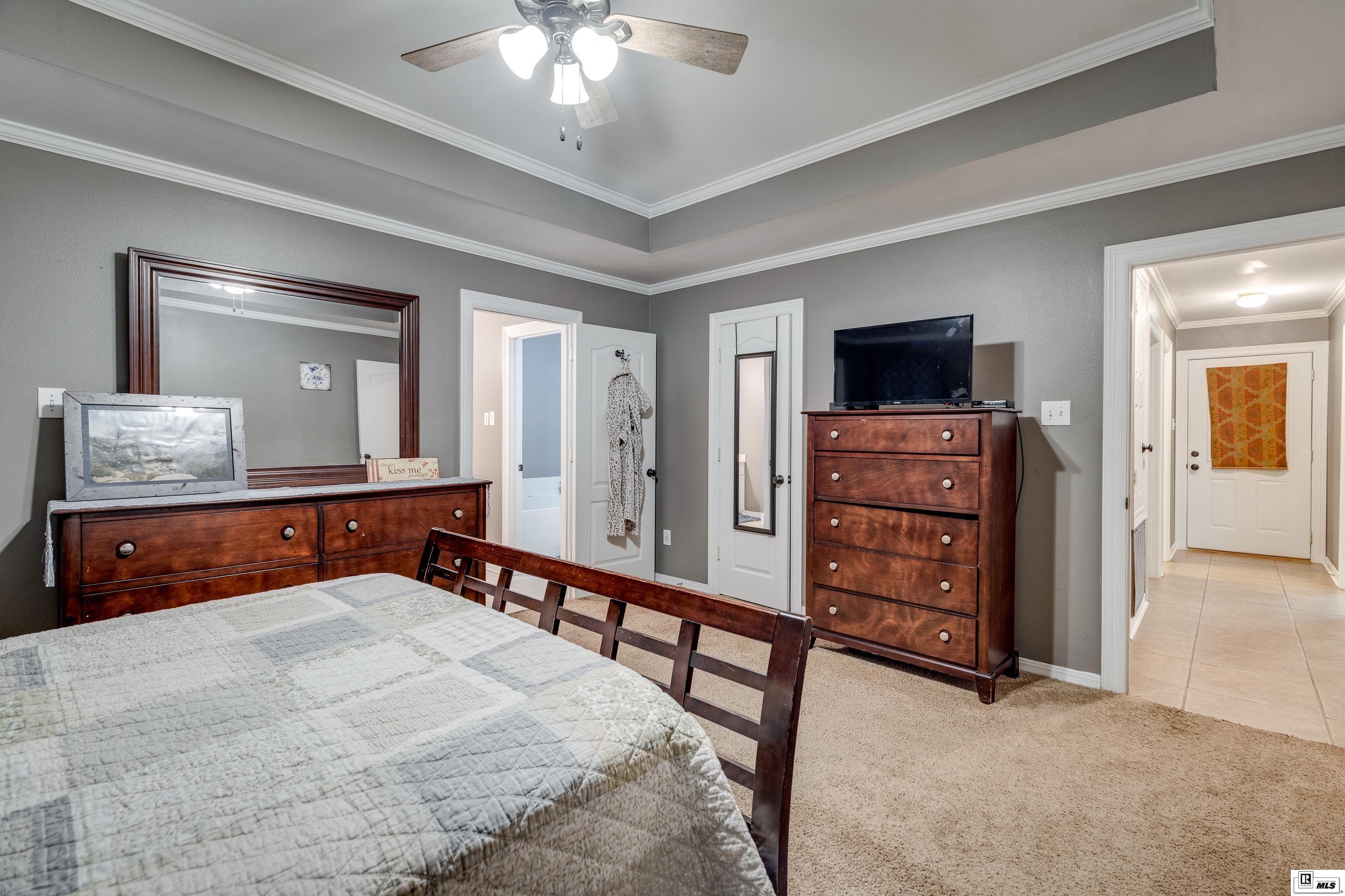104 Pin Oak Drive