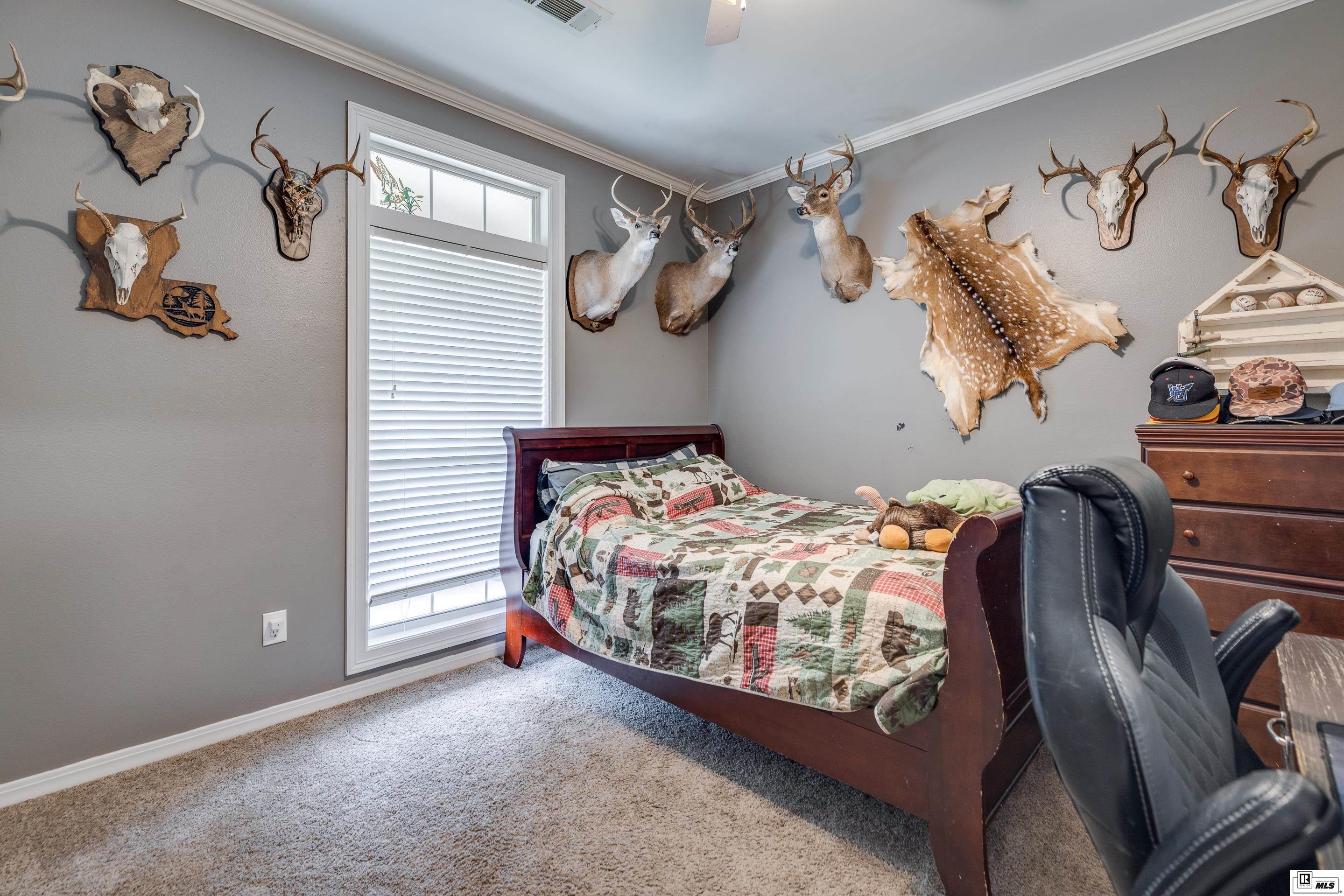 104 Pin Oak Drive