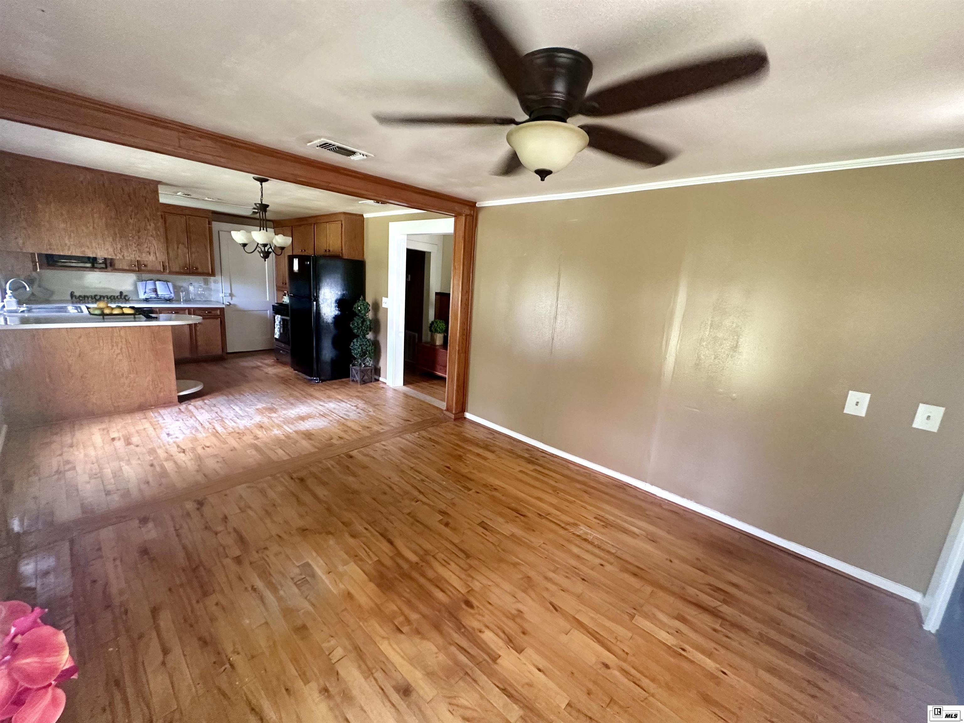 571 Scott Road
