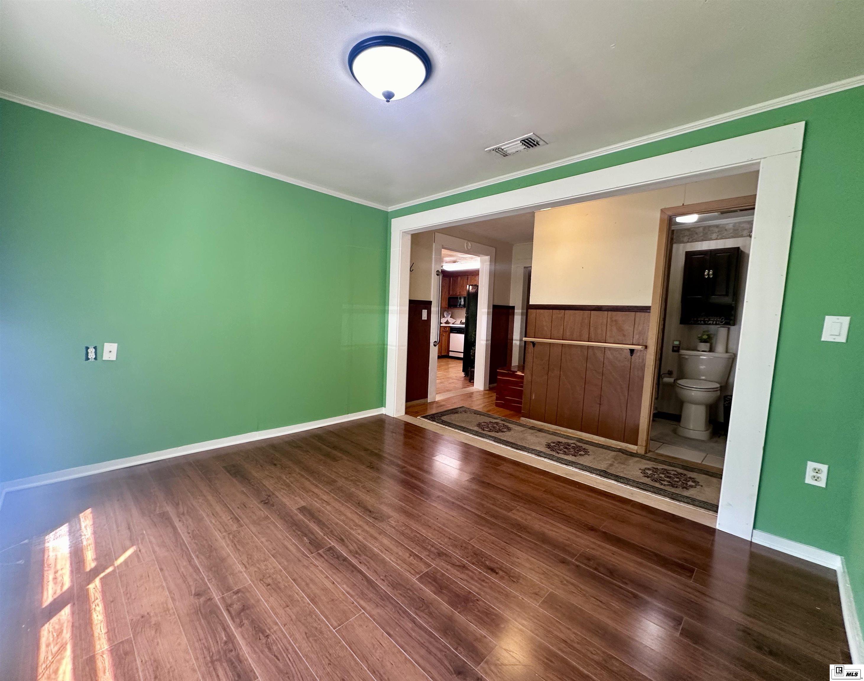 571 Scott Road