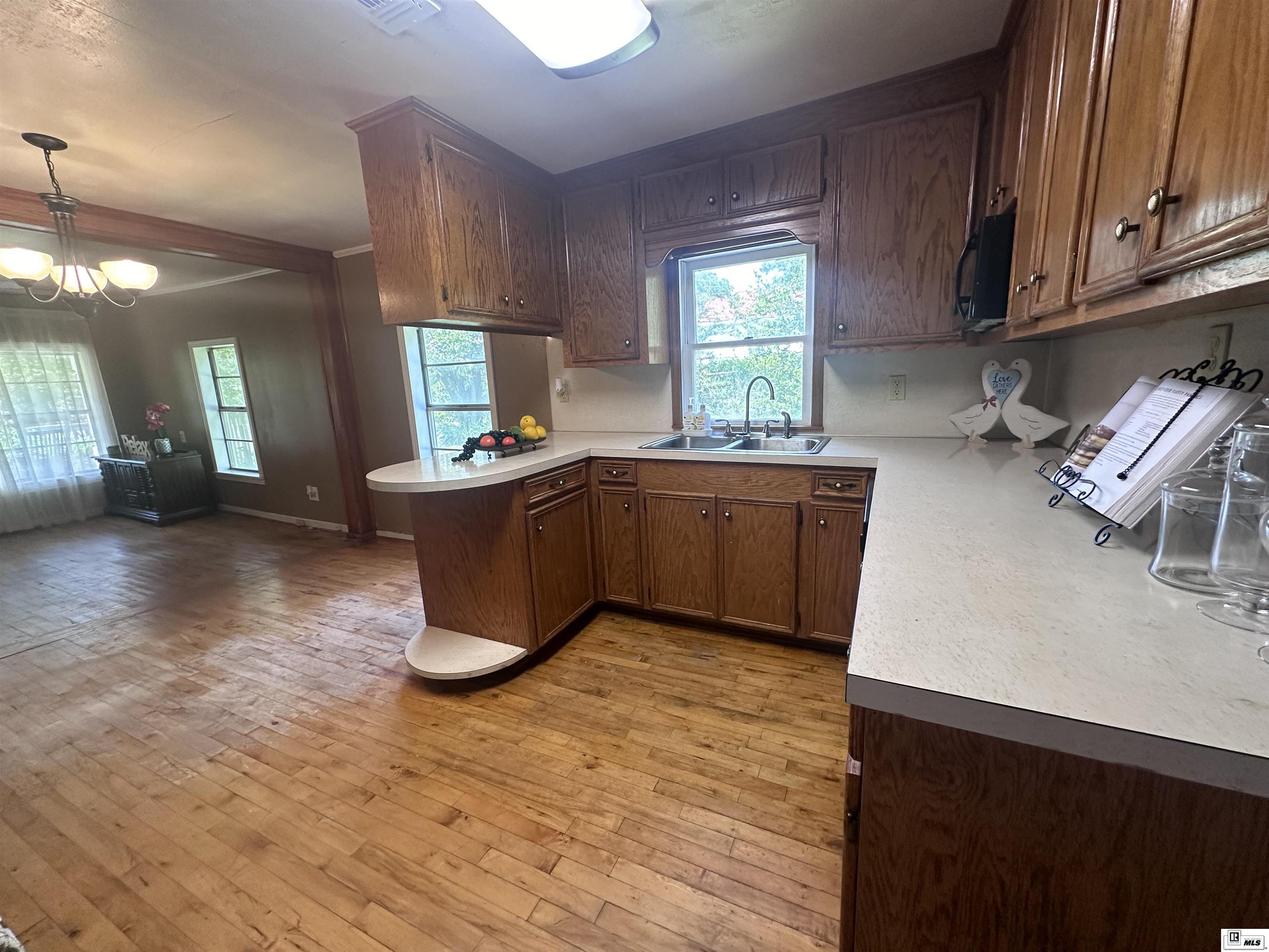 571 Scott Road