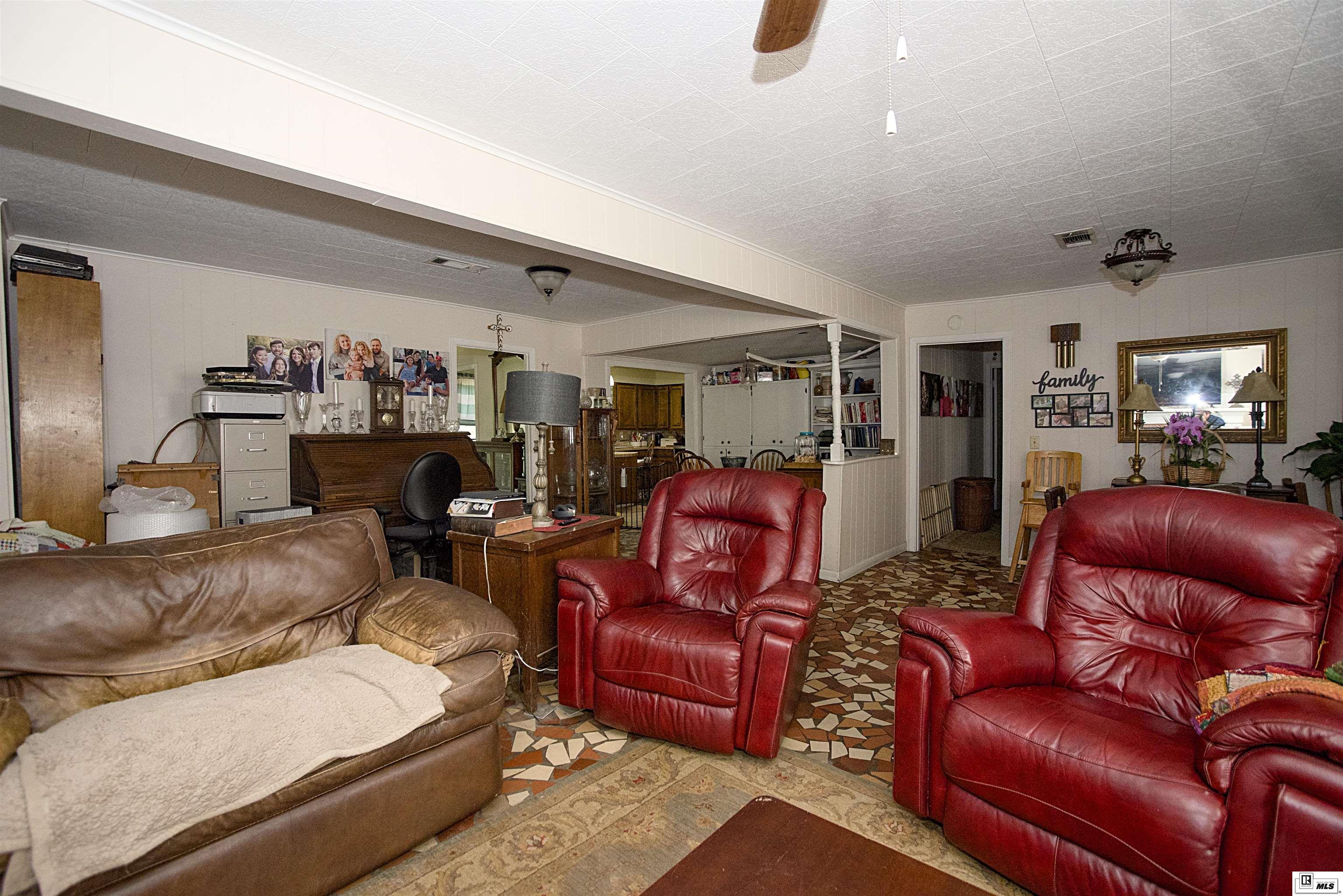 572 Ray Chapman Road