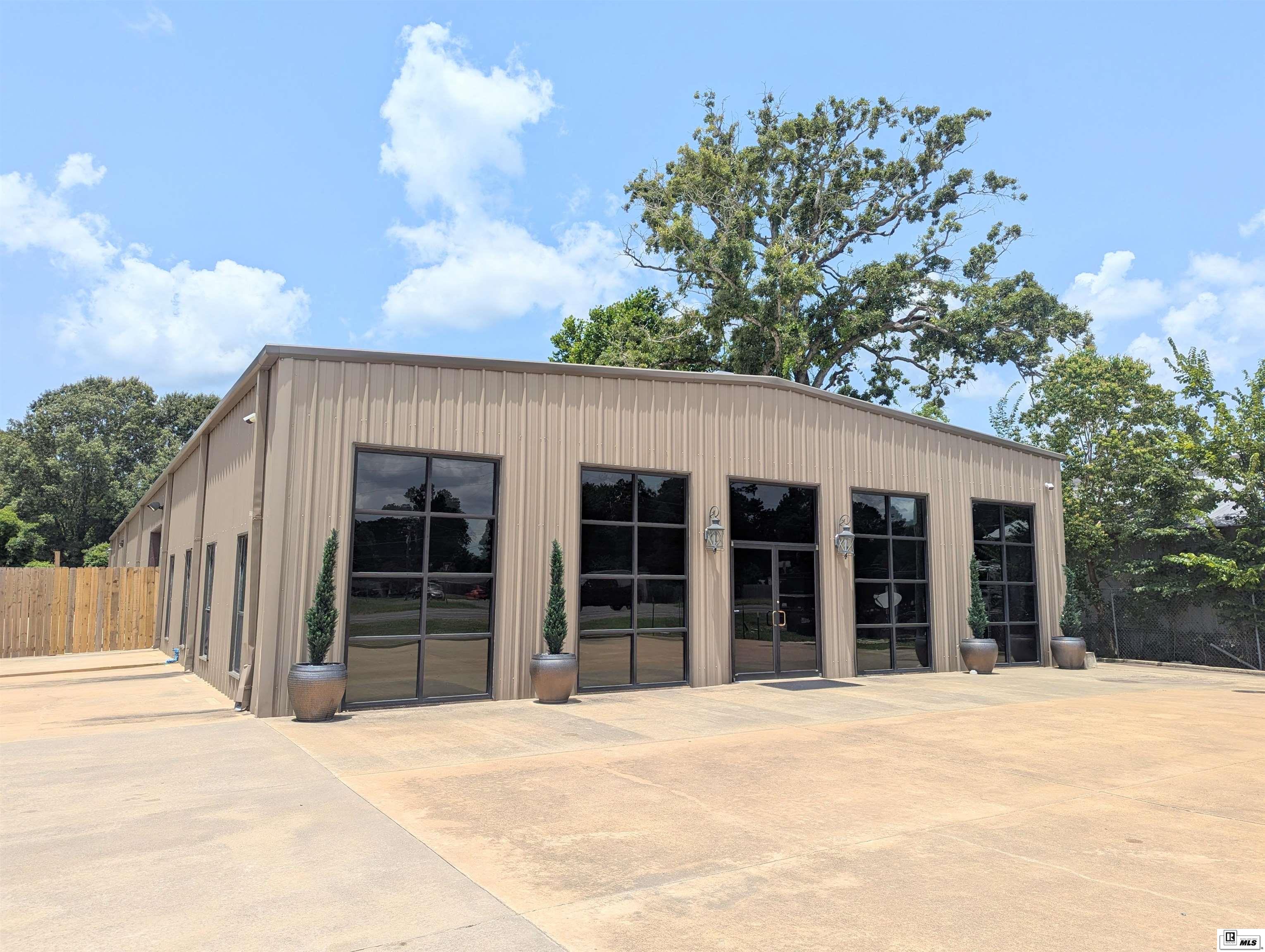4211 Sterlington Road