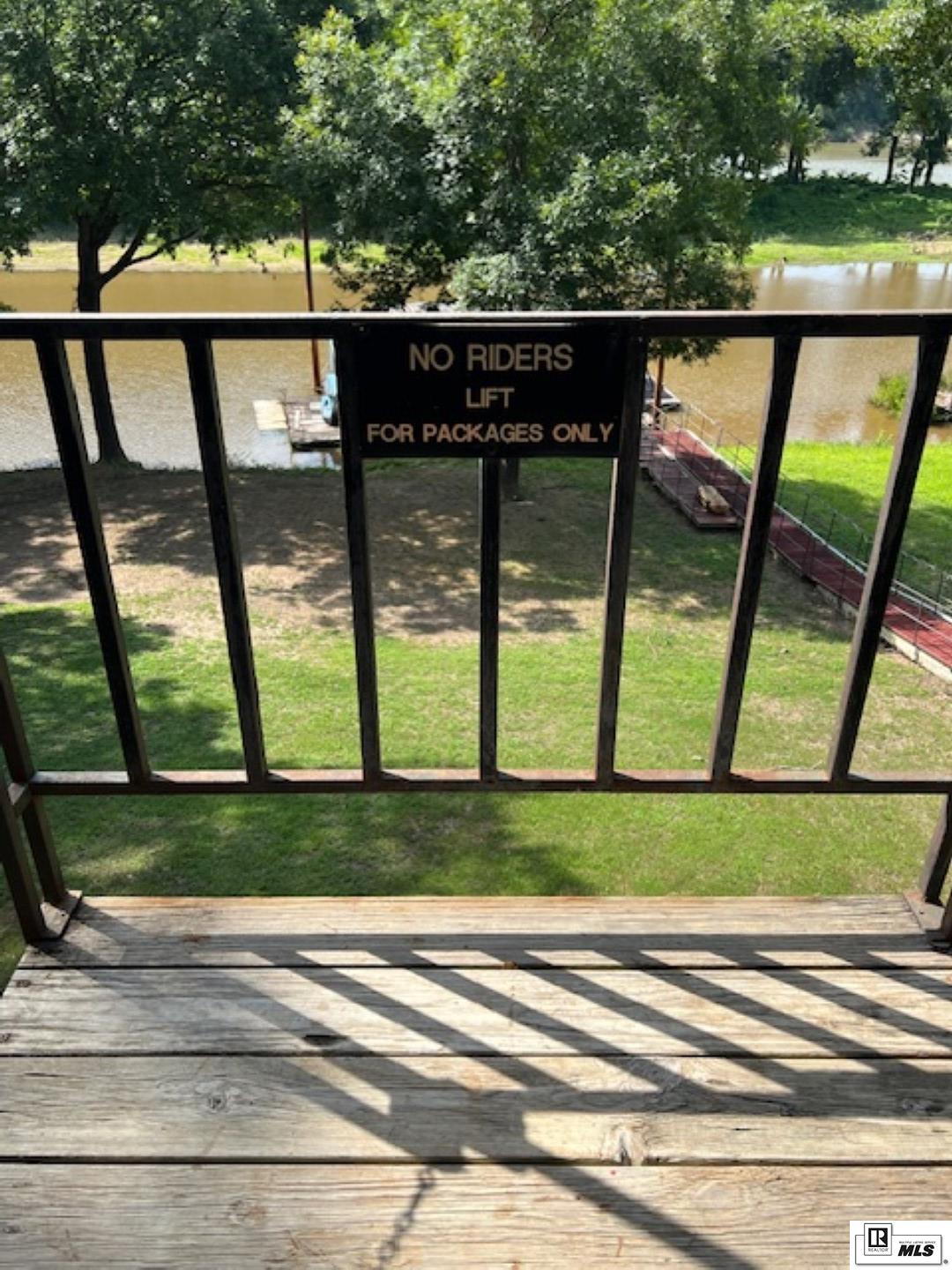 2518 Bayou Darbonne Drive