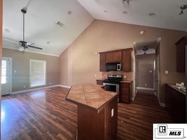 138 Deerfield Drive