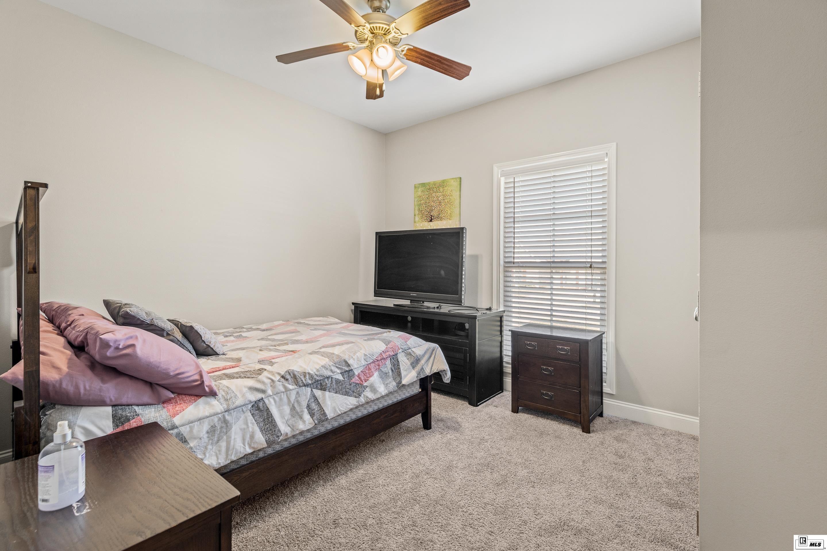 128 Yellow Pine Drive