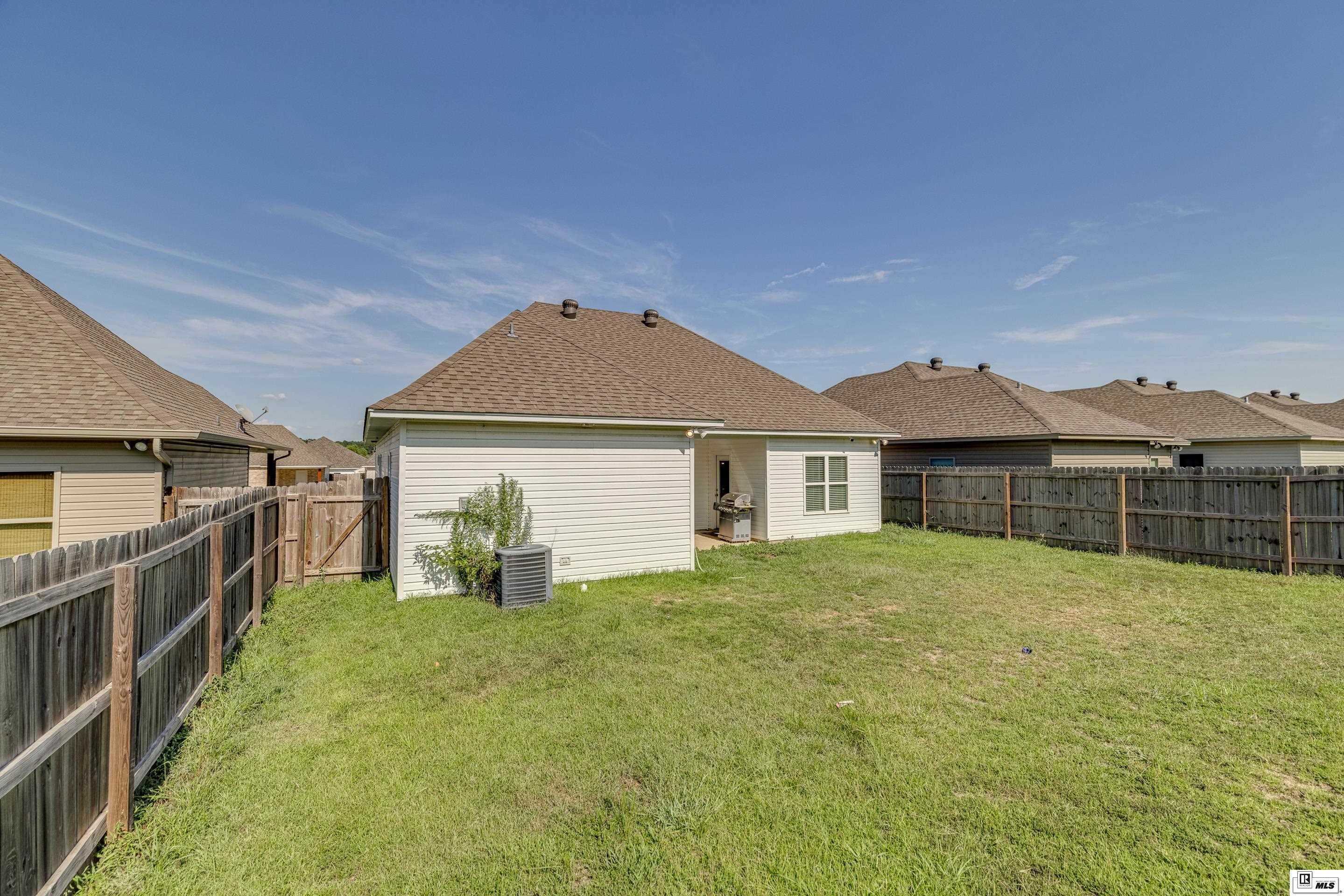 128 Yellow Pine Drive