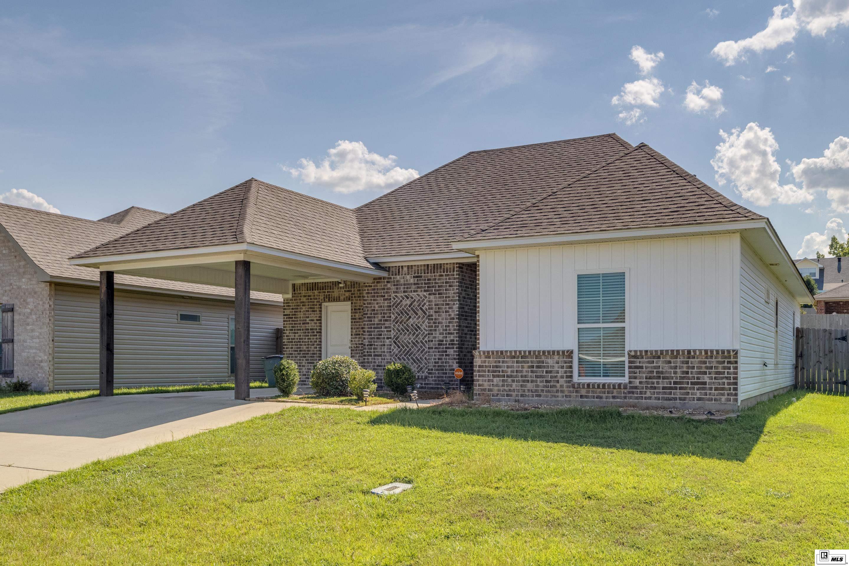 128 Yellow Pine Drive