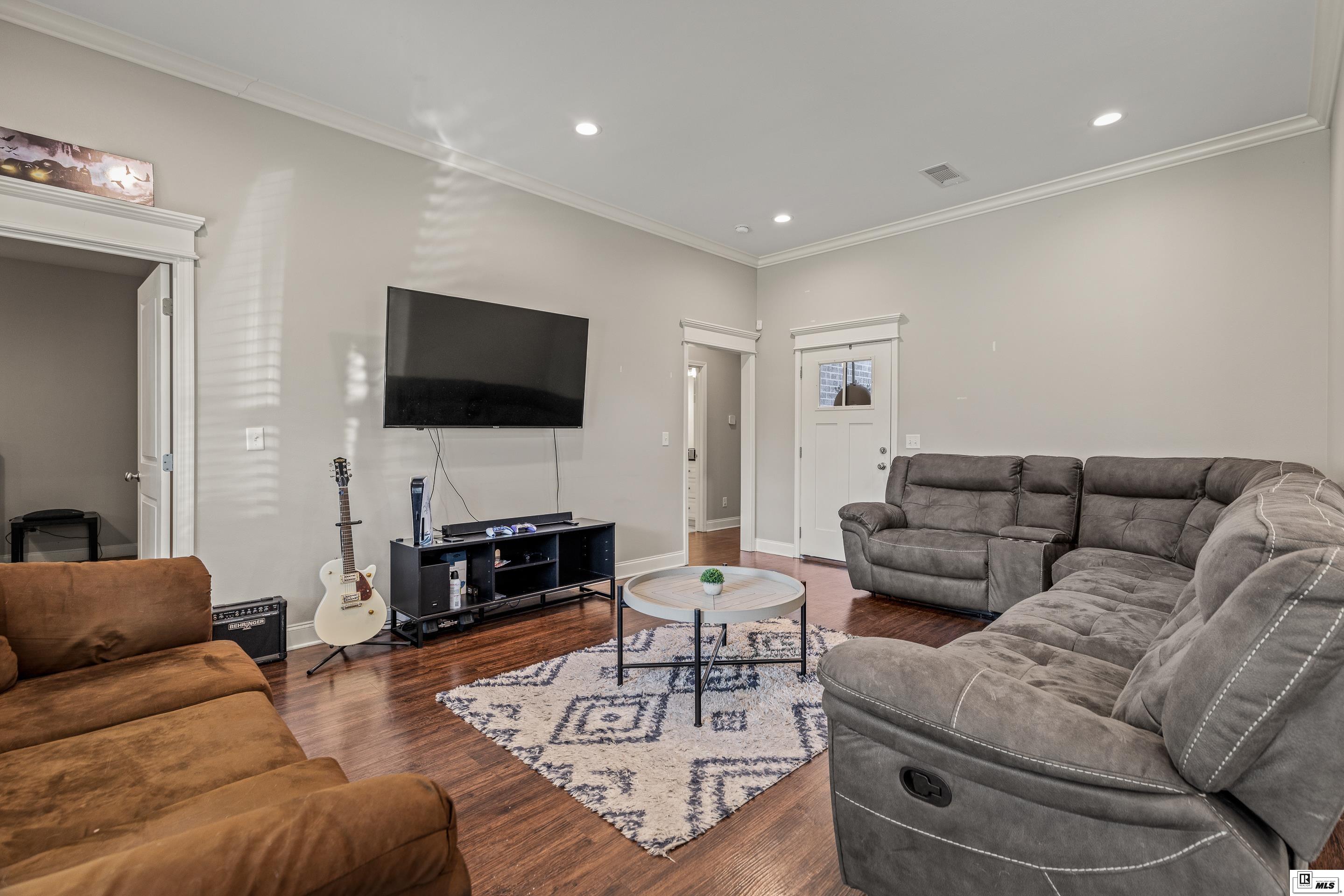 128 Yellow Pine Drive