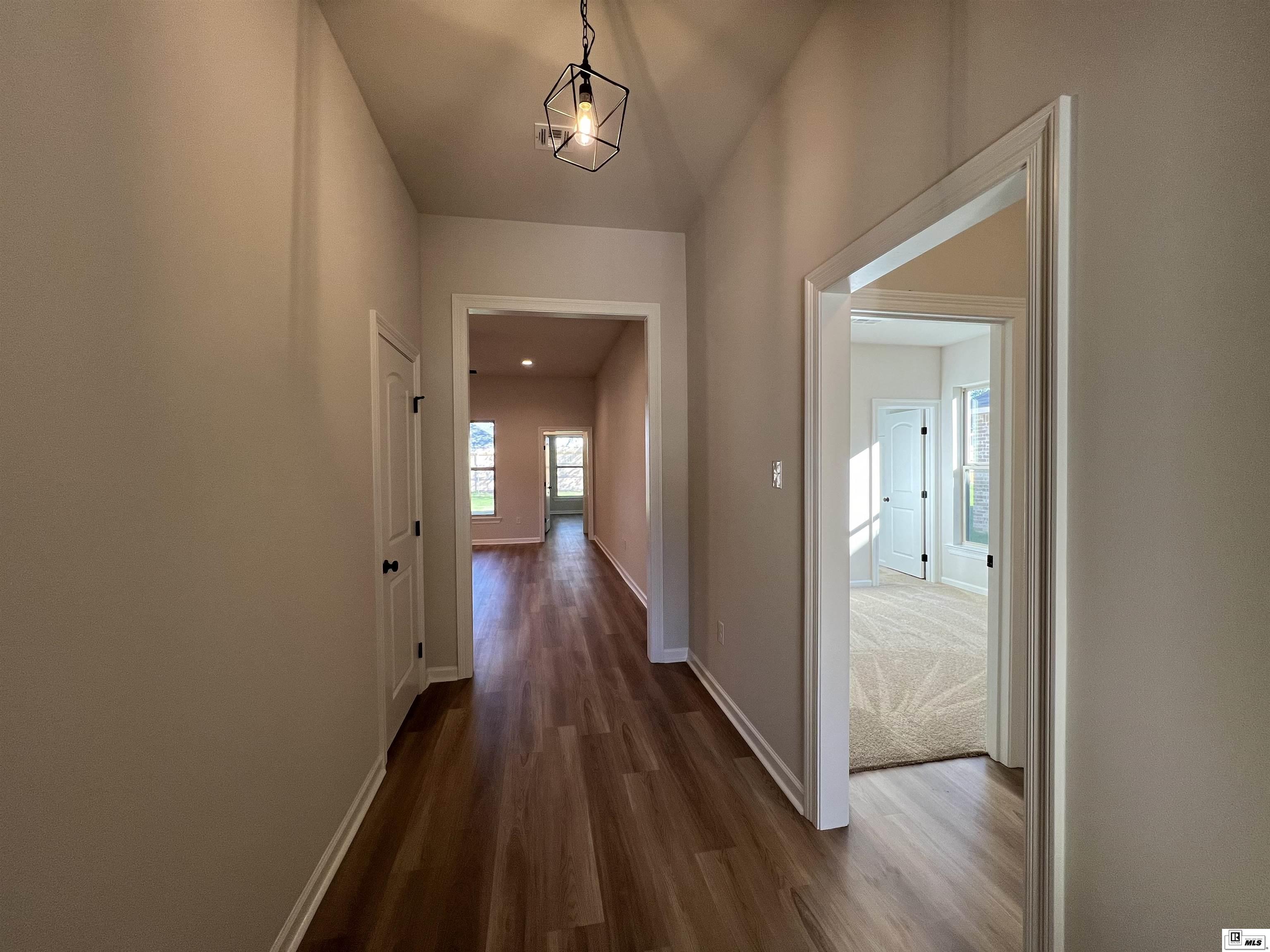 414 Magnolia Pointe Place