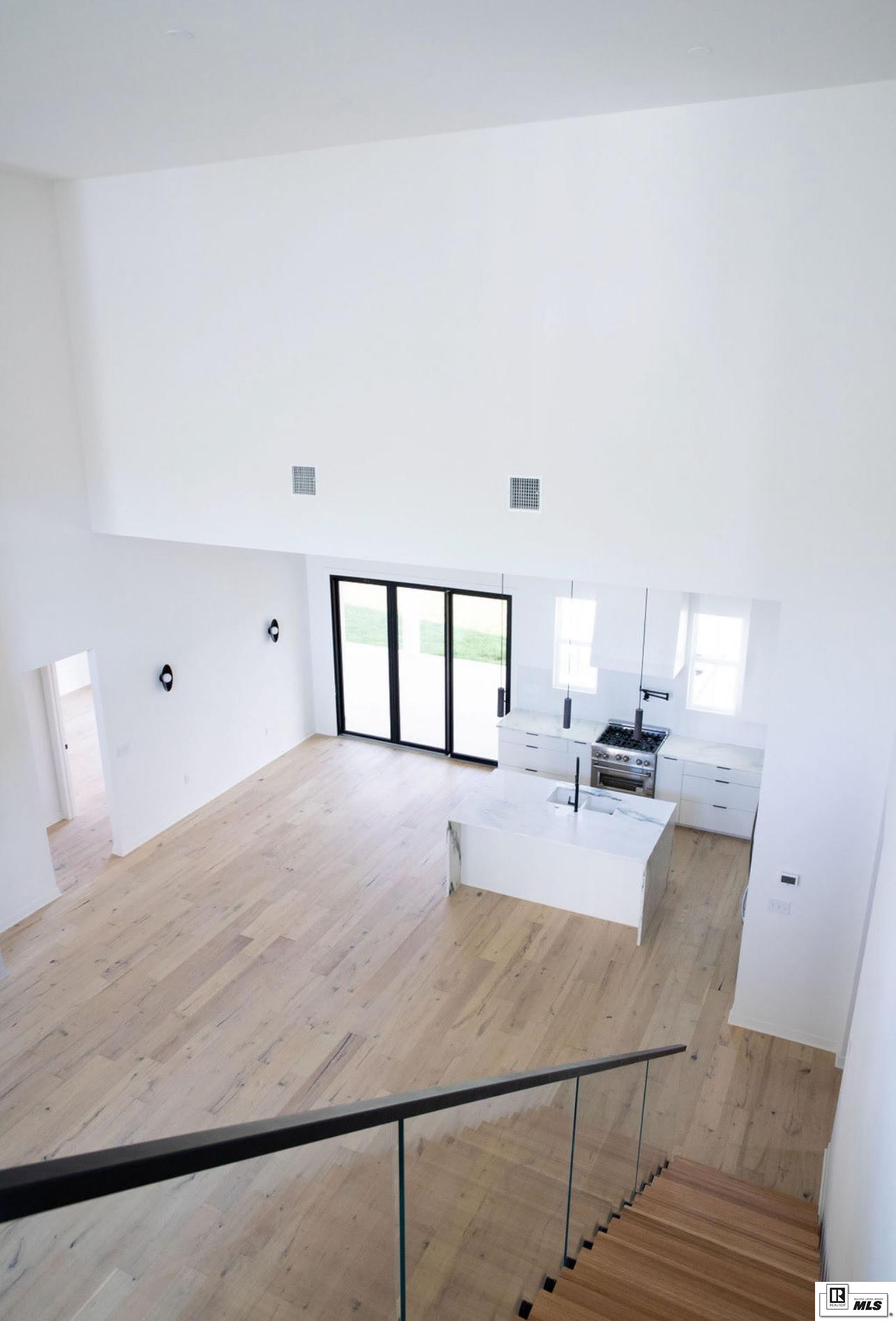 123 Belle Vue Drive