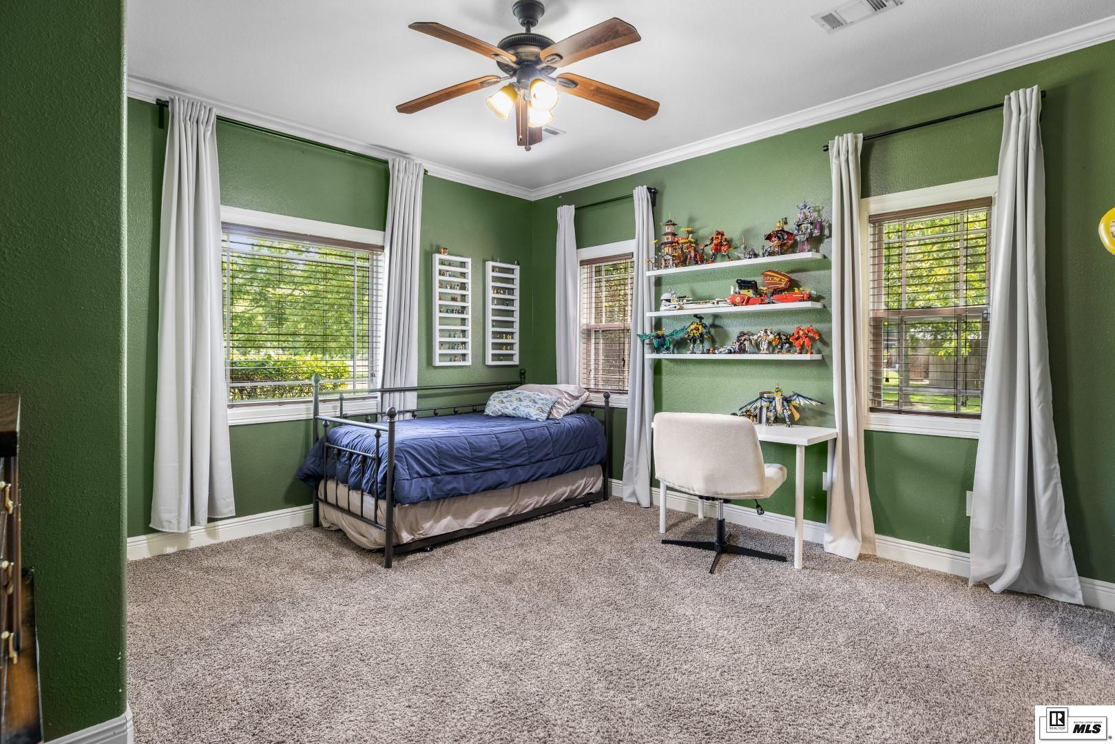 137 Brook Orchard Boulevard