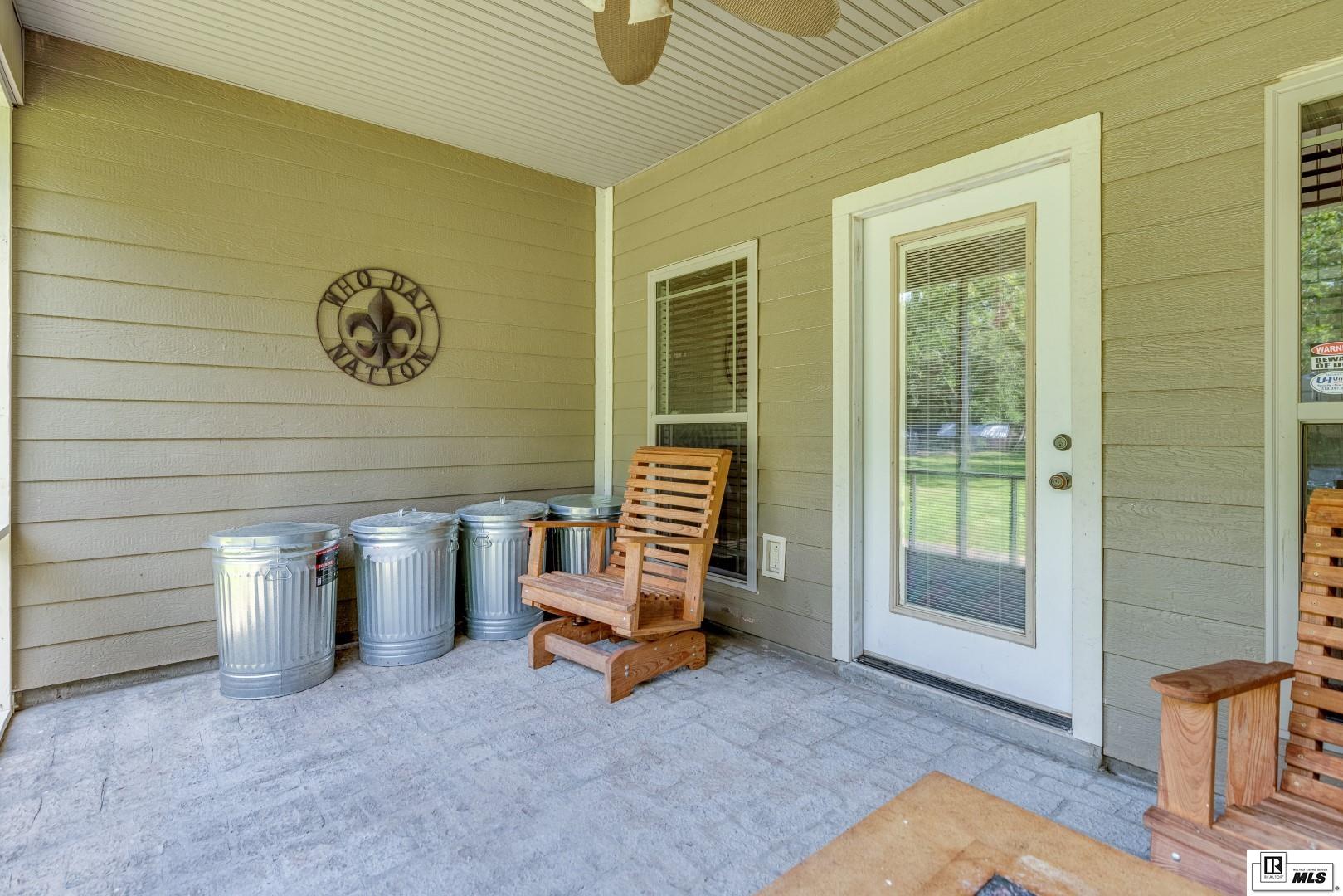 137 Brook Orchard Boulevard