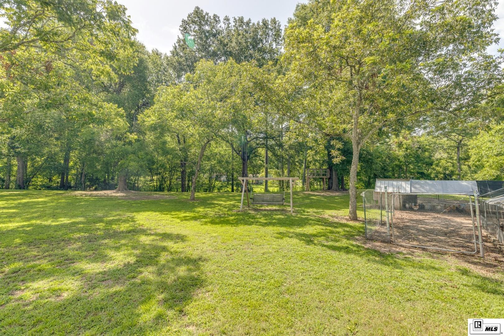 137 Brook Orchard Boulevard