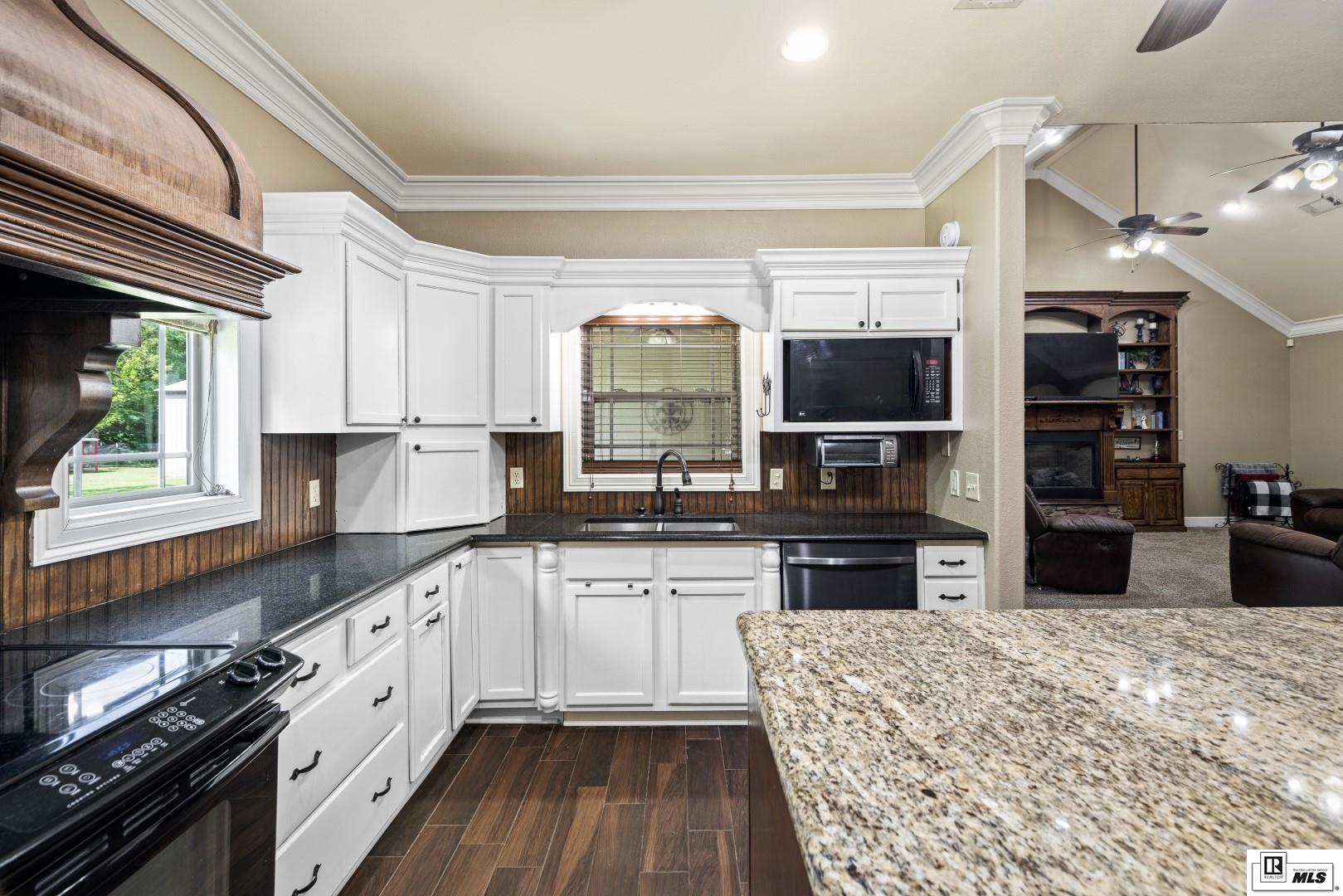 137 Brook Orchard Boulevard