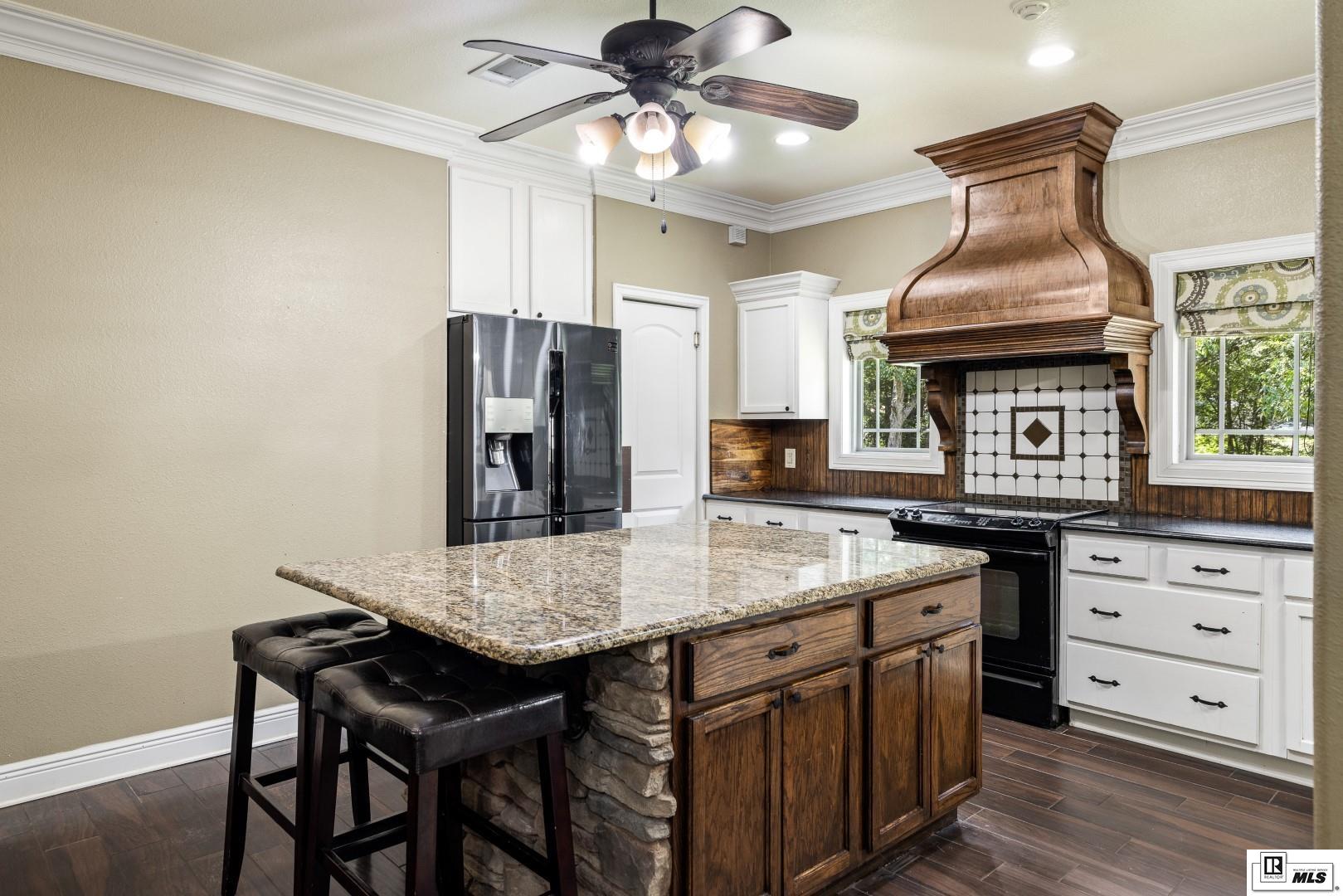 137 Brook Orchard Boulevard