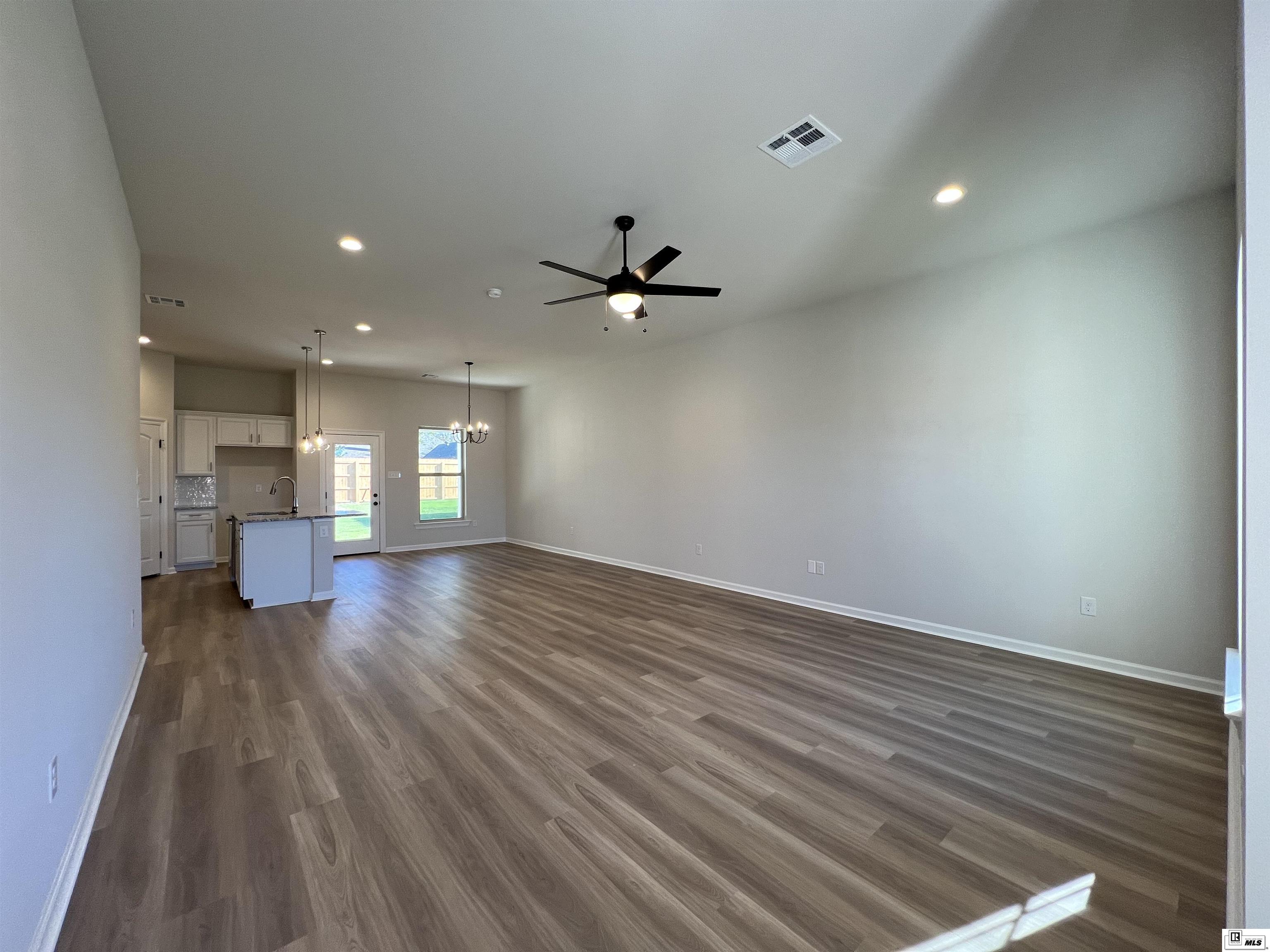 410 Magnolia Pointe Place
