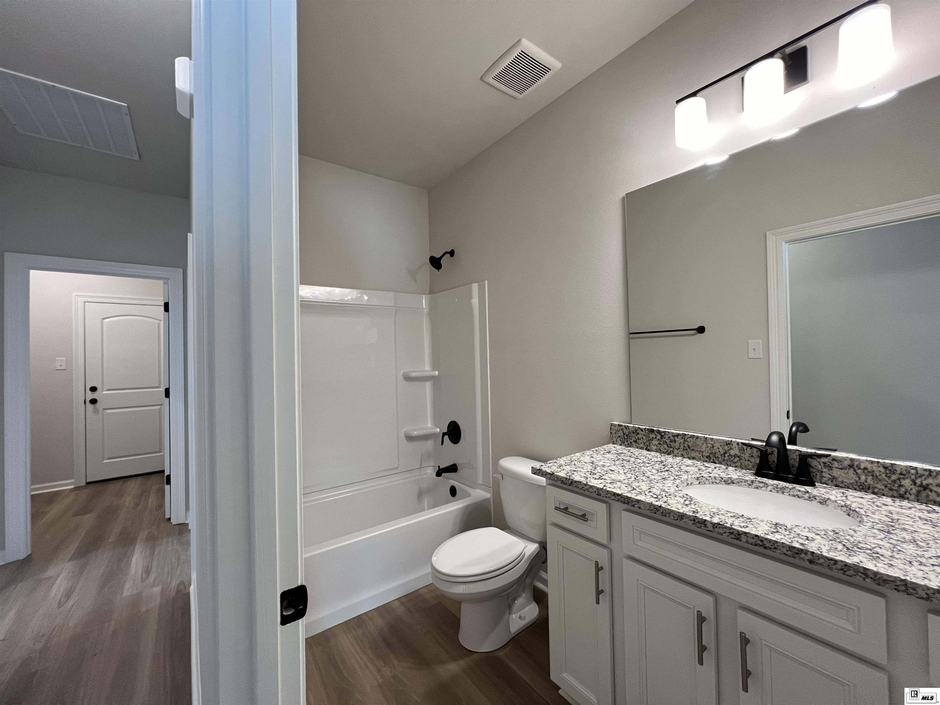 410 Magnolia Pointe Place