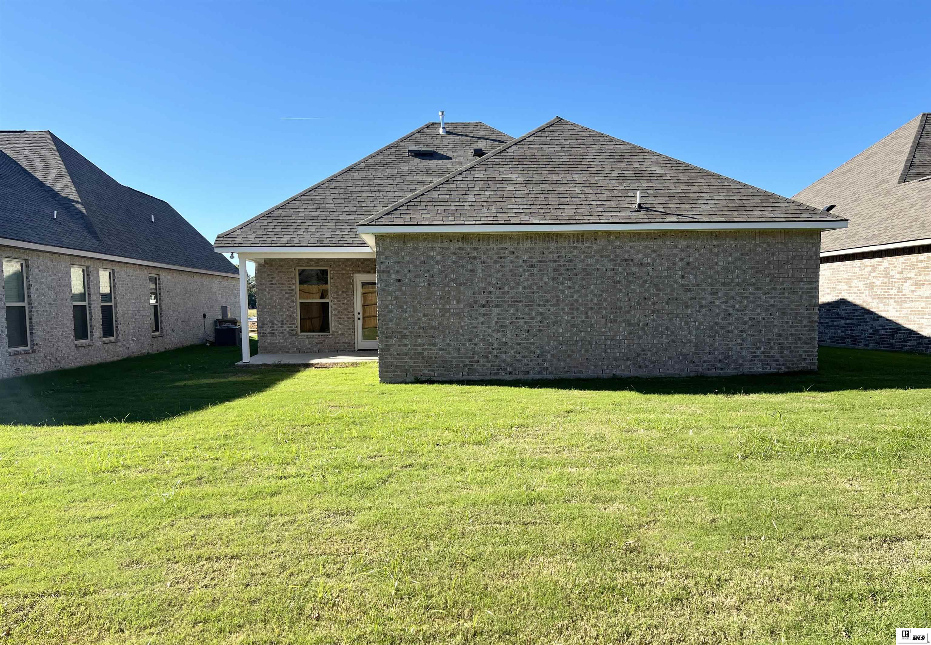 410 Magnolia Pointe Place