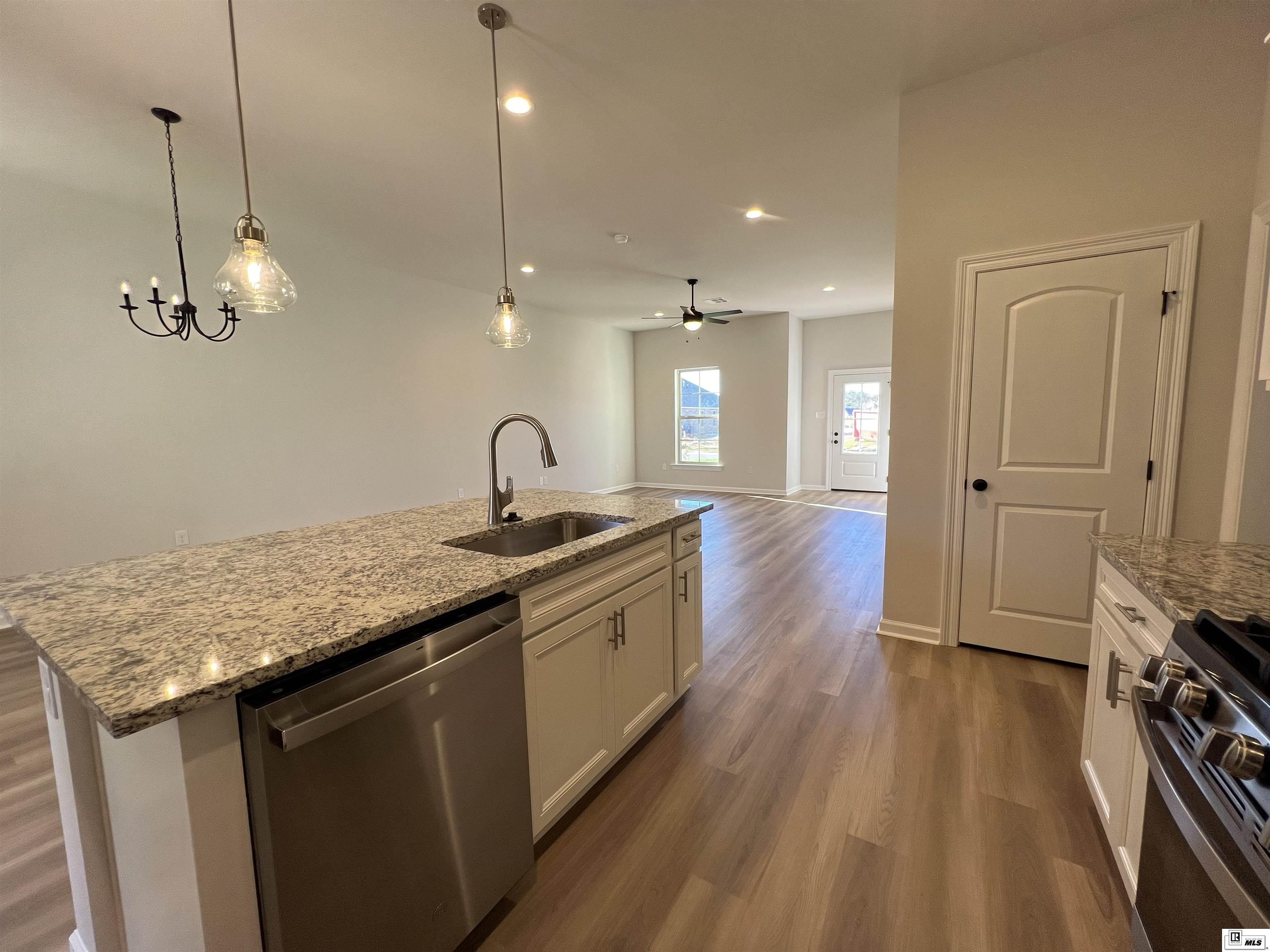 410 Magnolia Pointe Place