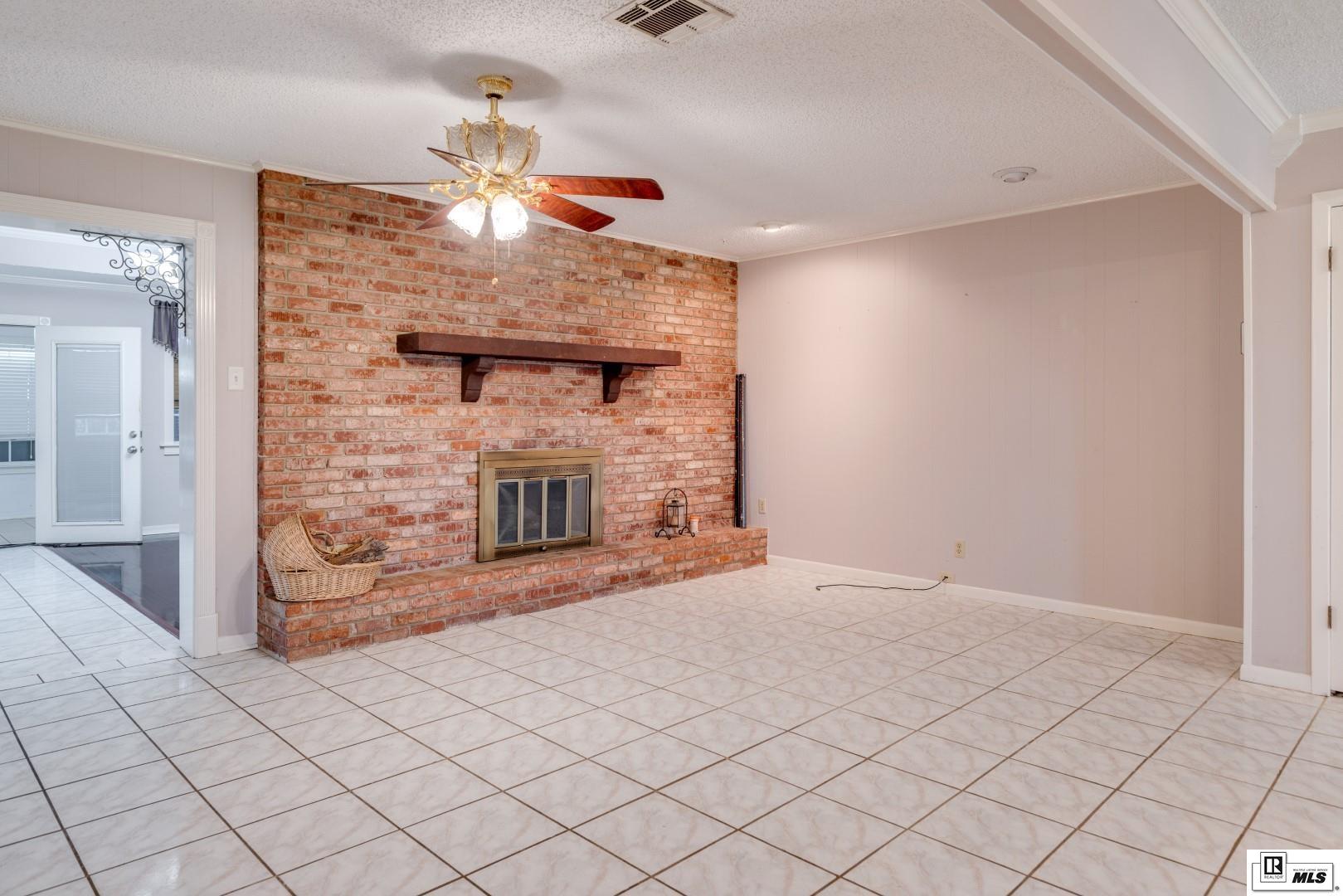 1901 Howard Drive
