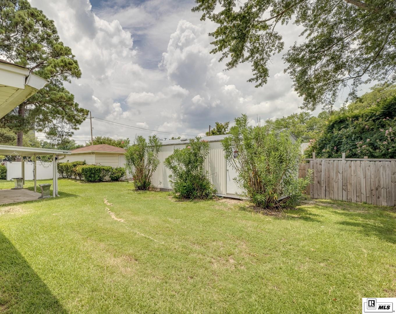 1901 Howard Drive