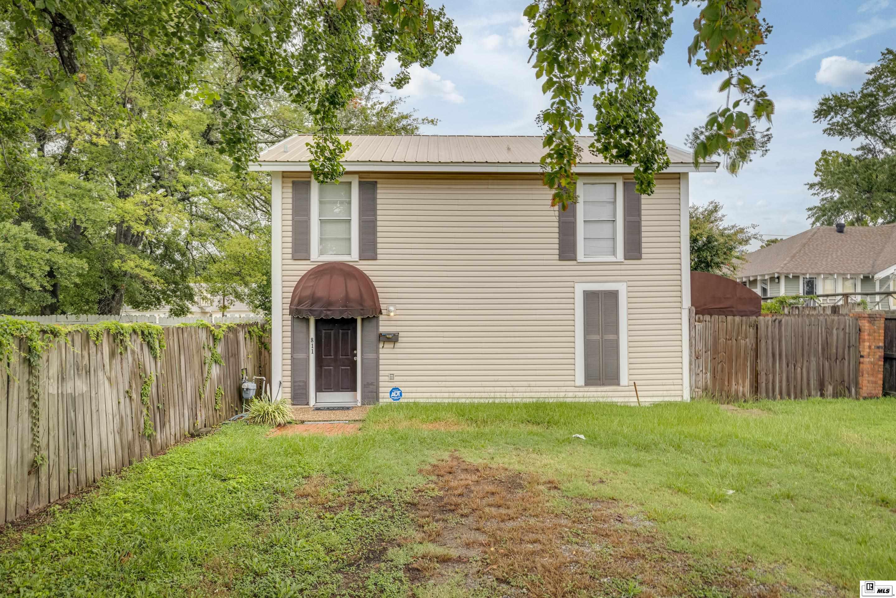 811 3rd  Street