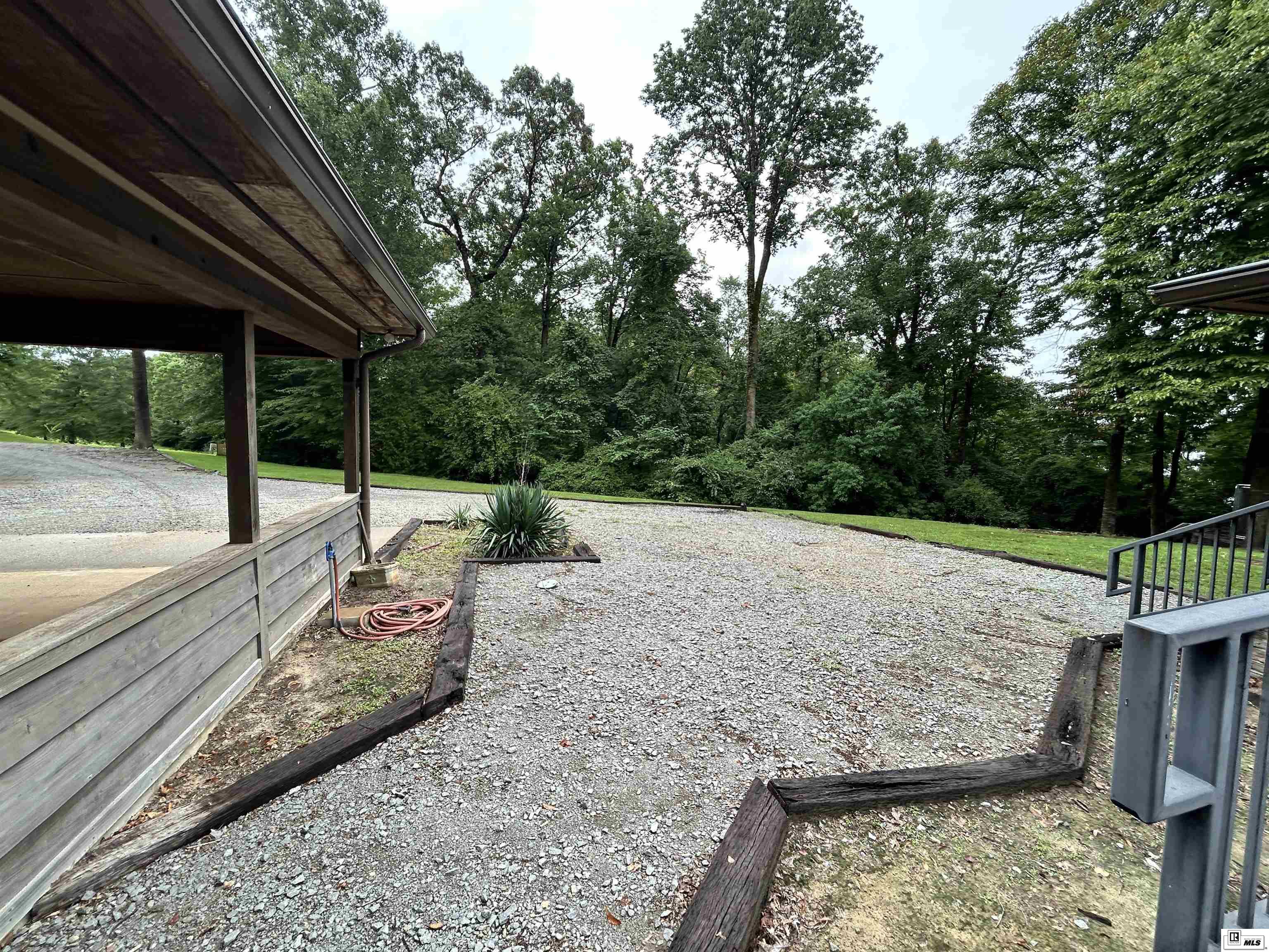 622 Sandfield Road