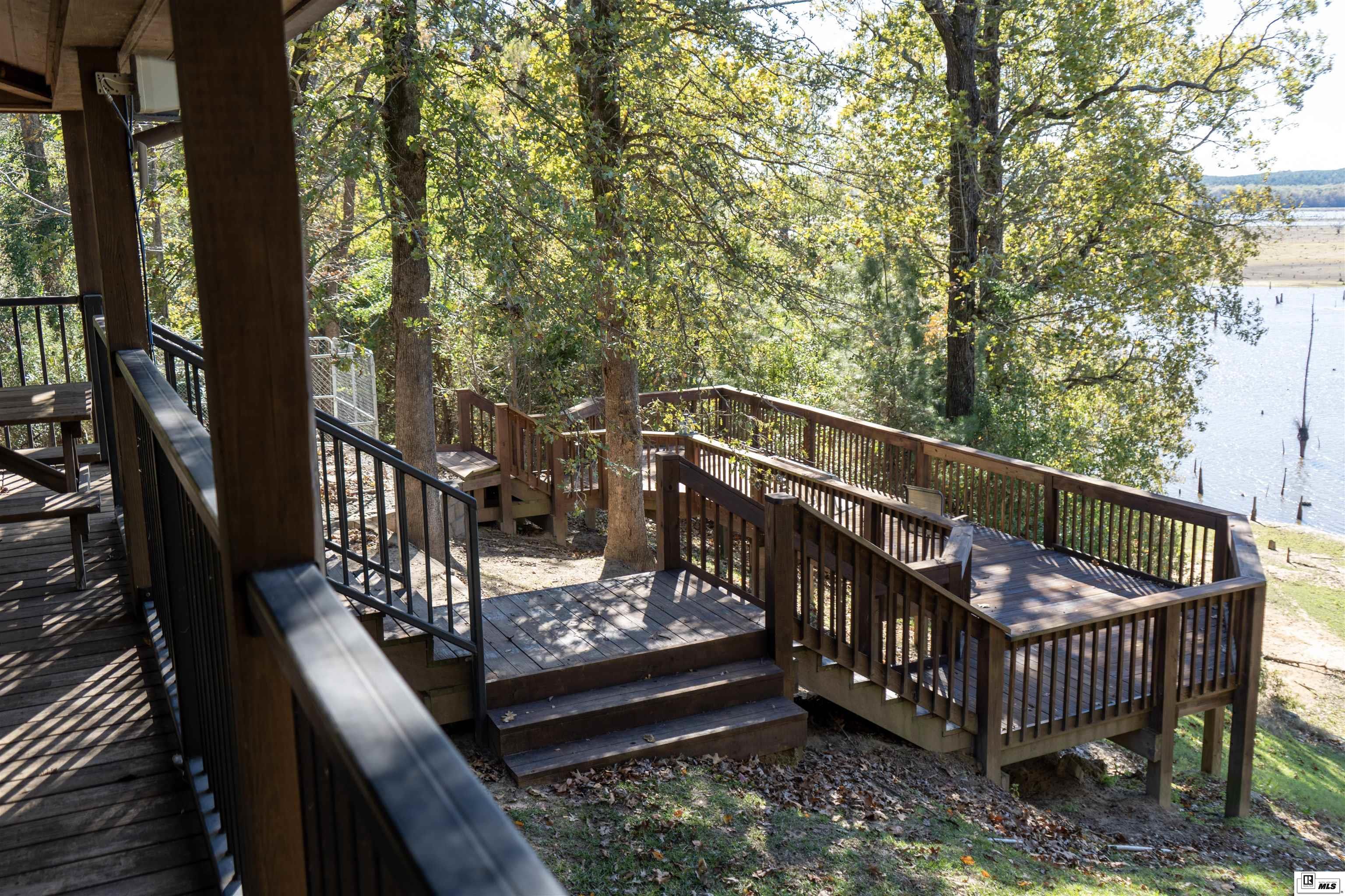 622 Sandfield Road