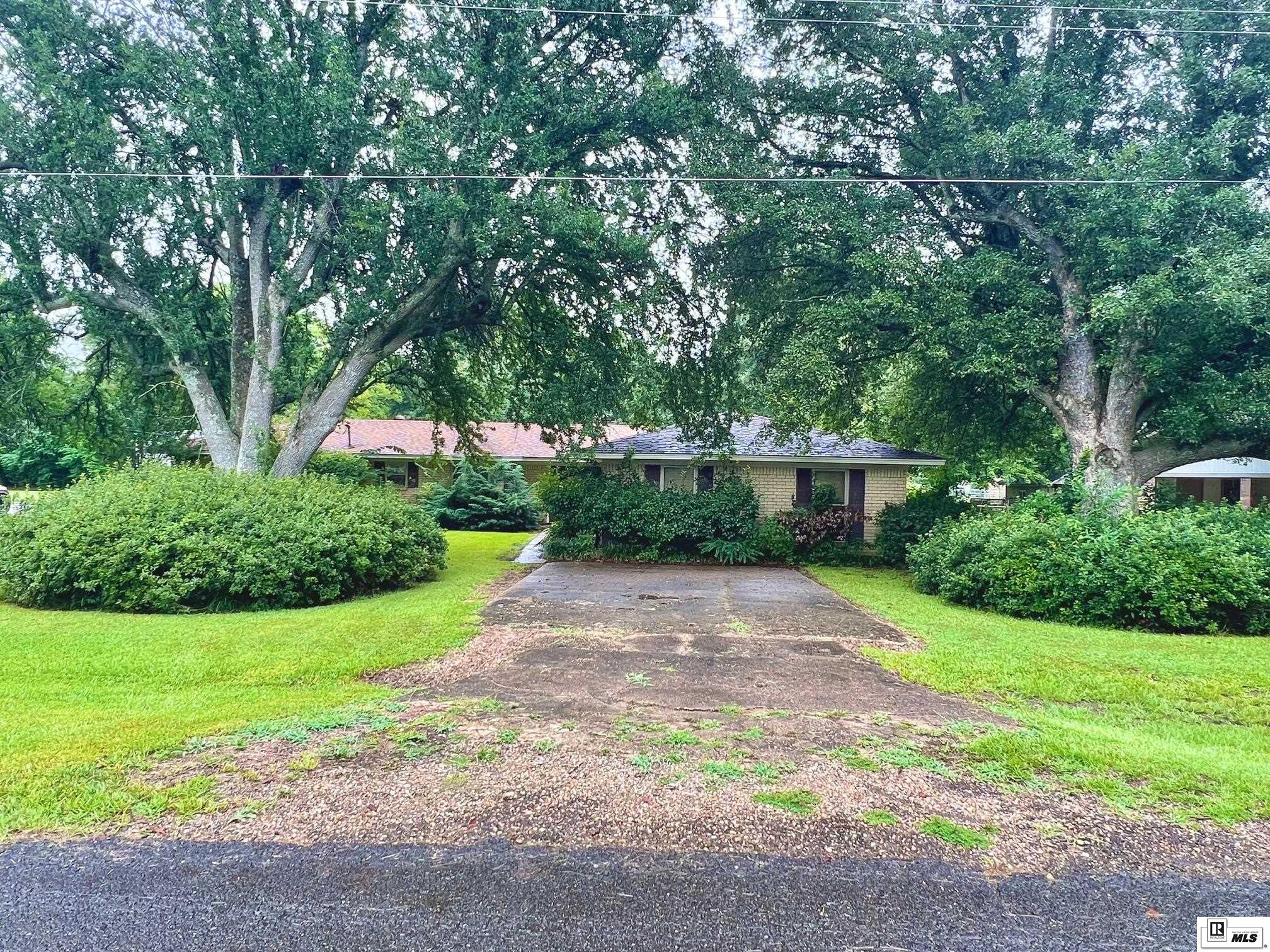 1004 Dye Street