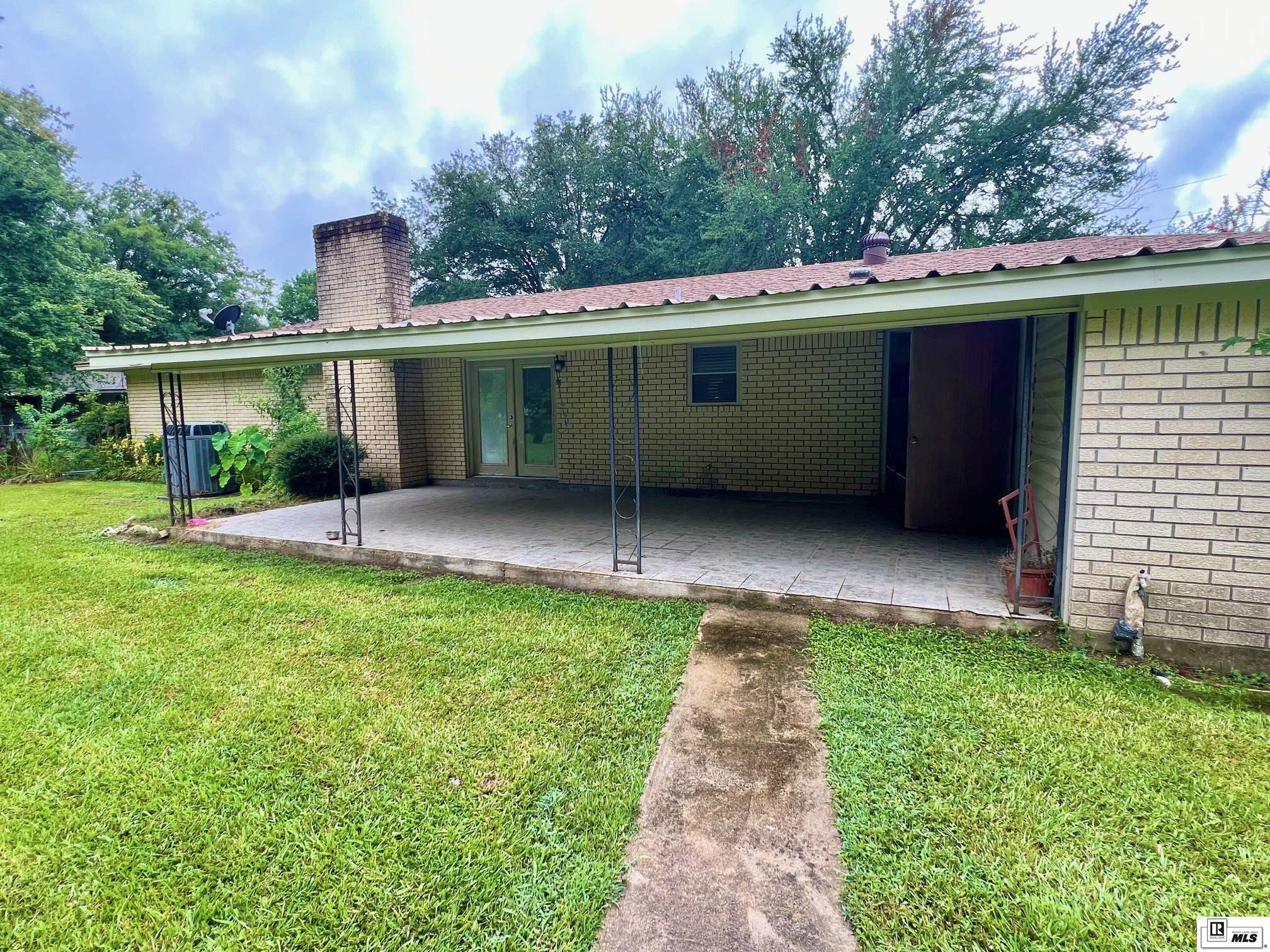 1004 Dye Street