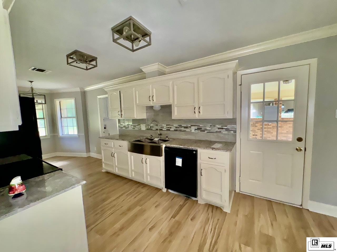 46 Winchester Circle
