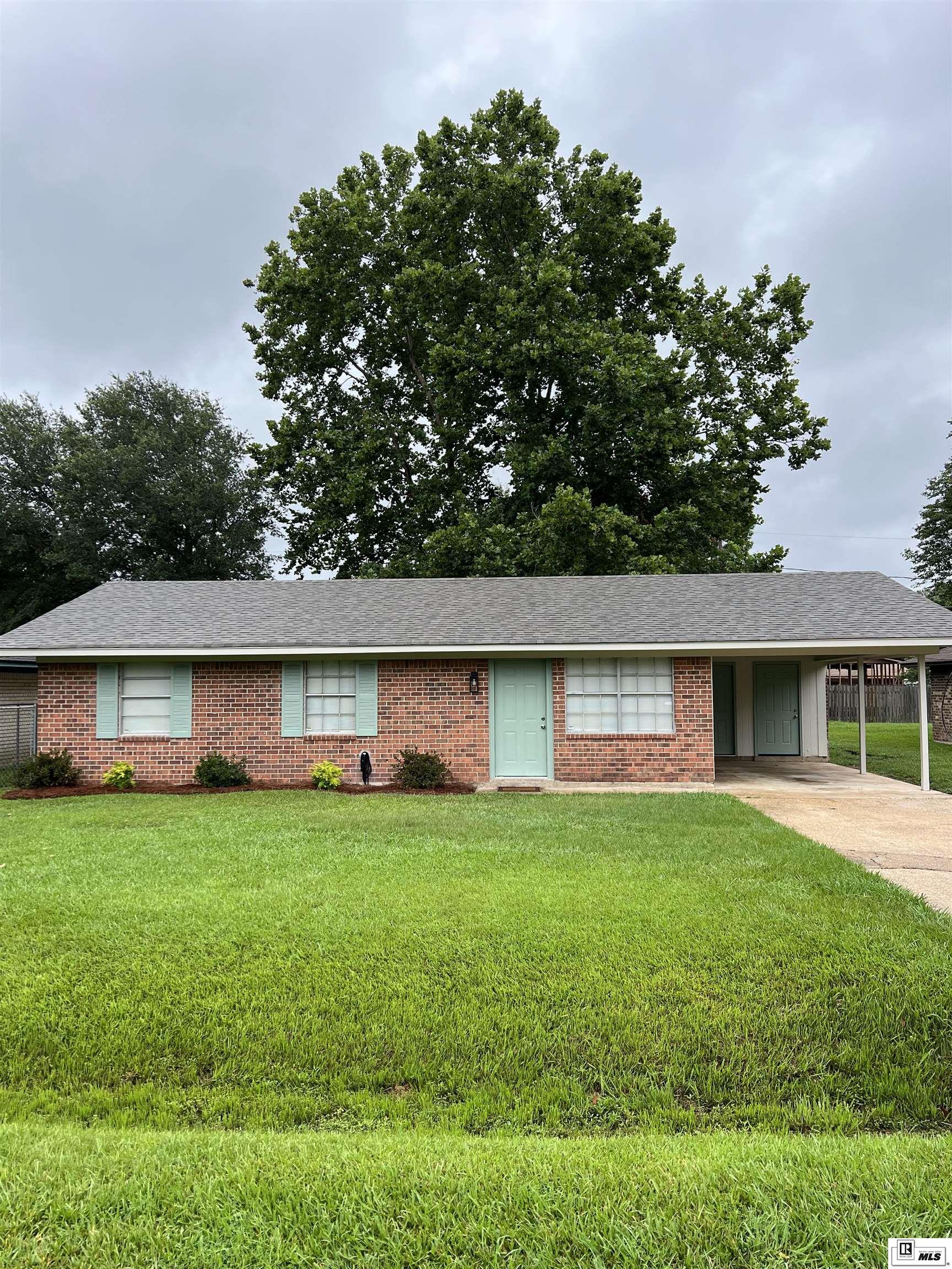 208 Eisenhower Drive