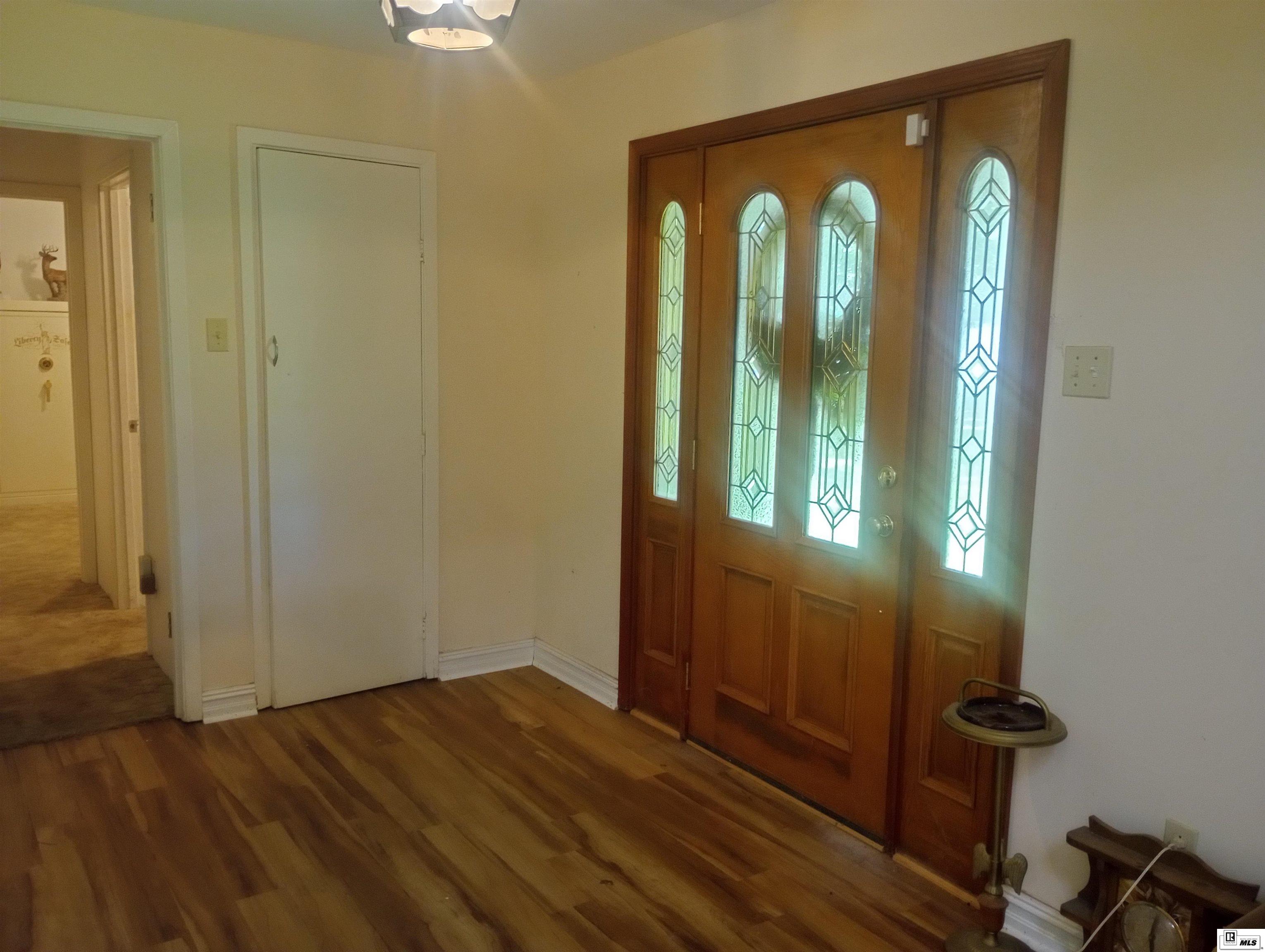5429 Arrowhead Drive