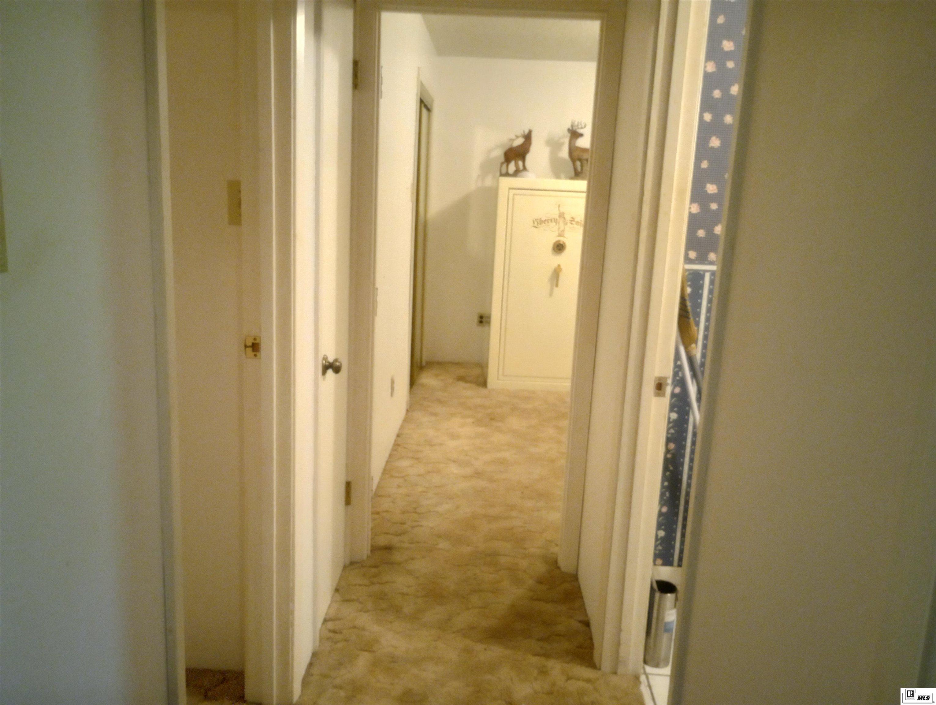 5429 Arrowhead Drive